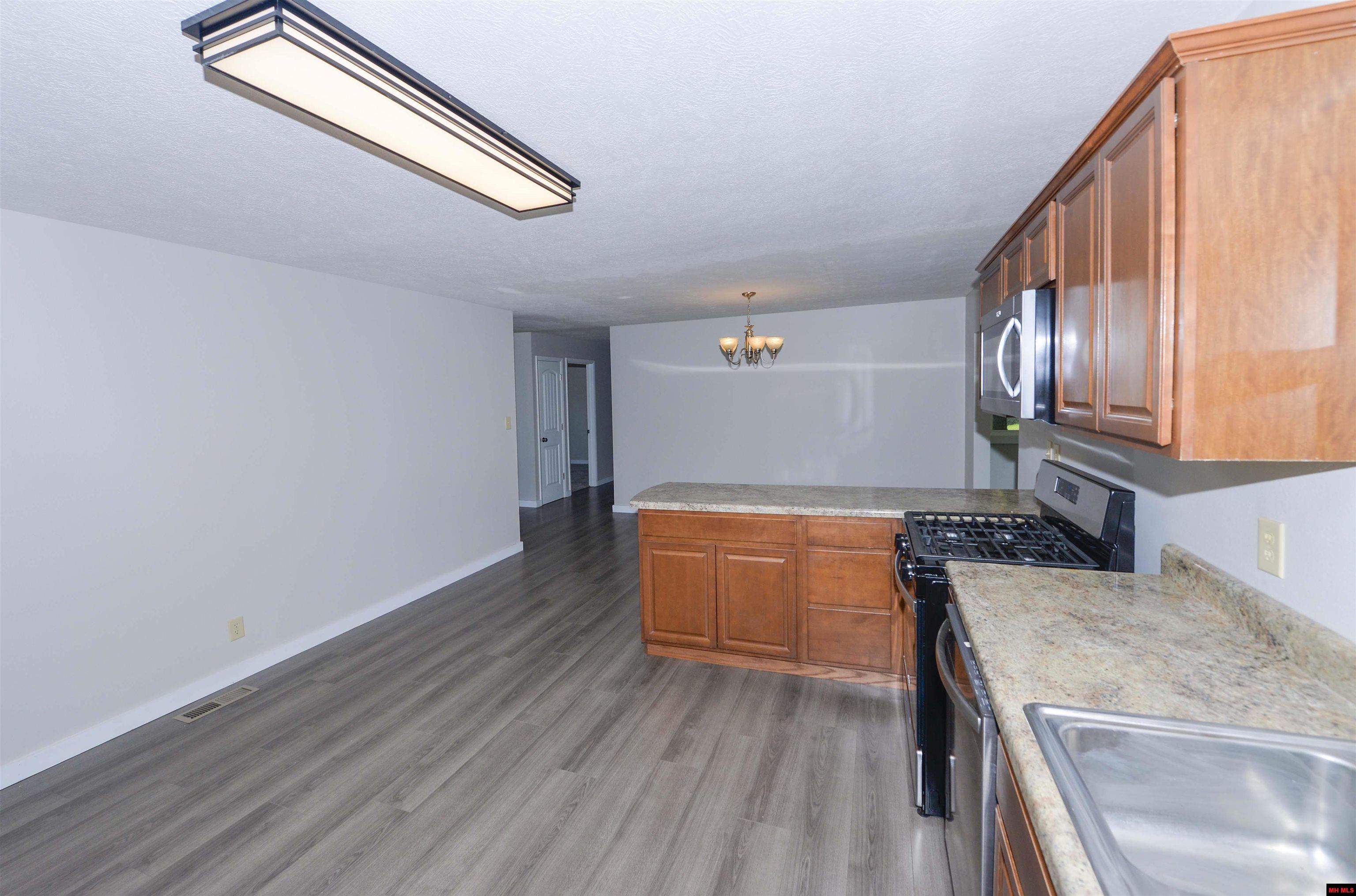 903 1ST STREET Mountain Home, AR 72653