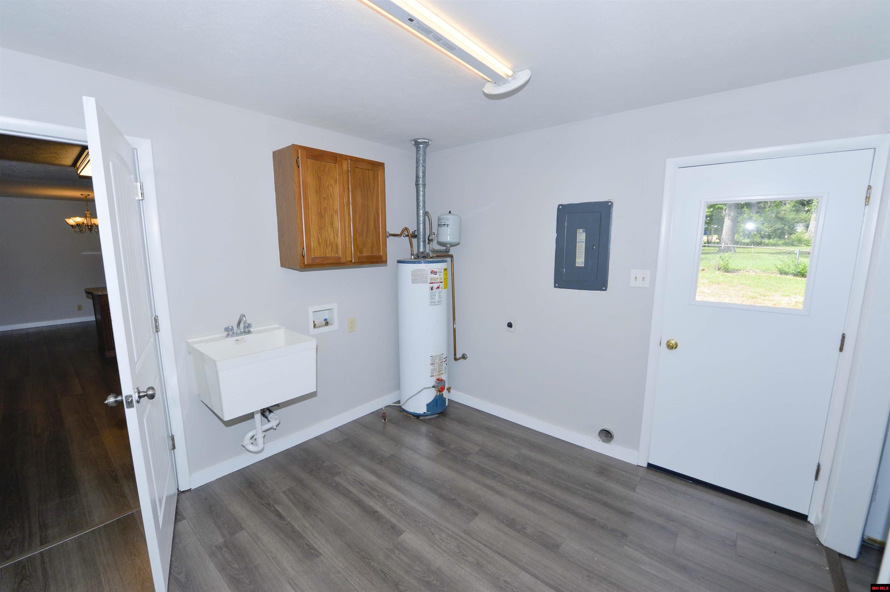 903 1ST STREET Mountain Home, AR 72653