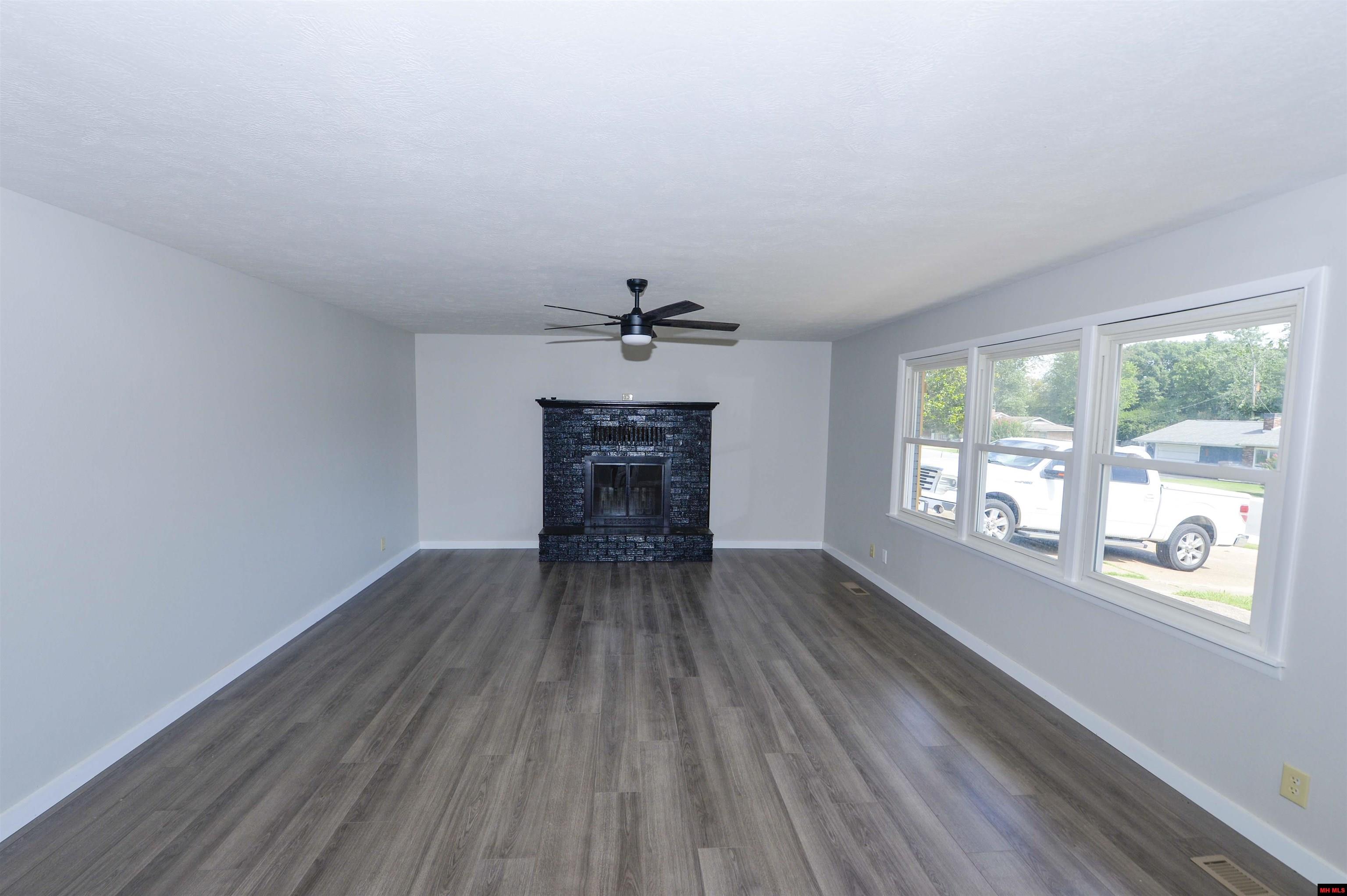 903 1ST STREET Mountain Home, AR 72653