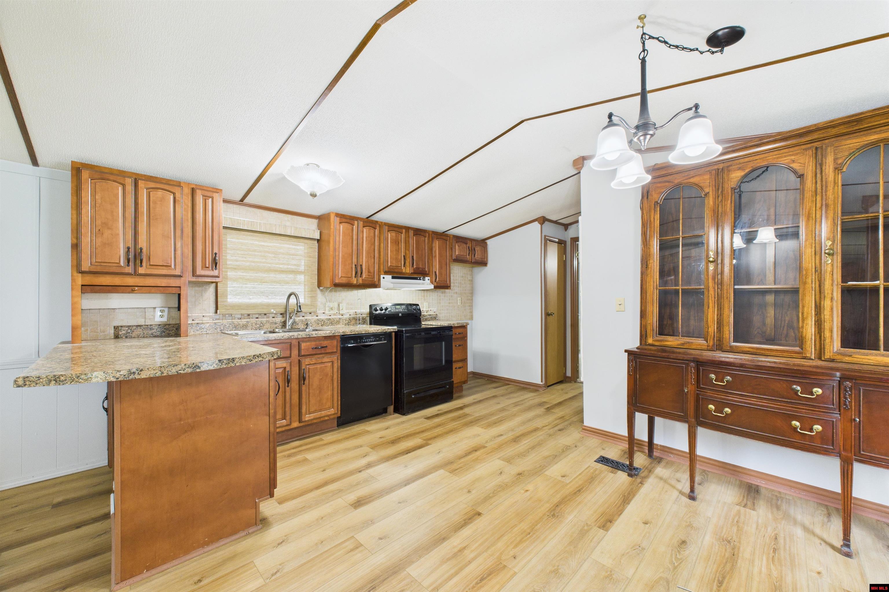 29 BENJAMIN DRIVE Mountain Home, AR