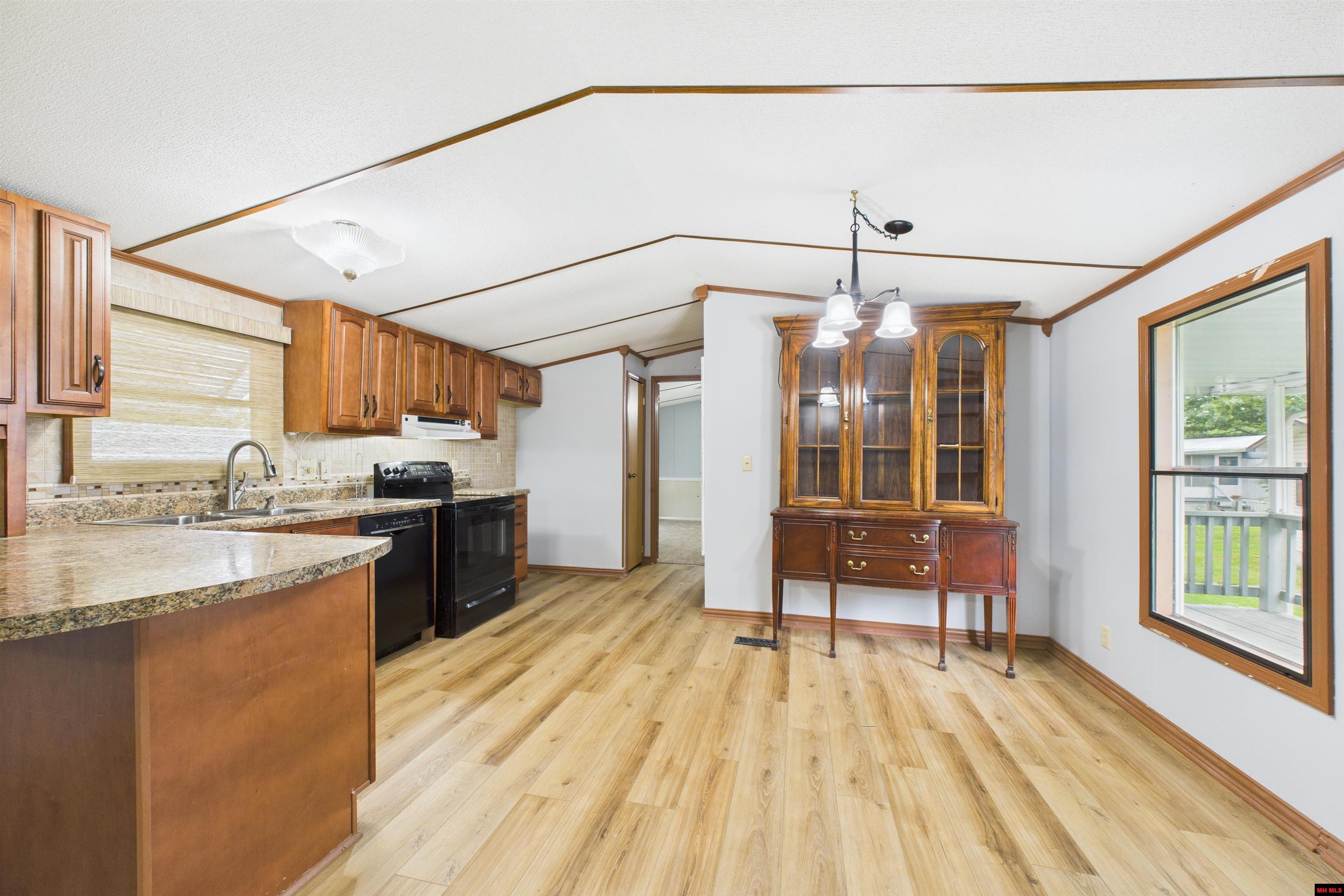 29 BENJAMIN DRIVE Mountain Home, AR