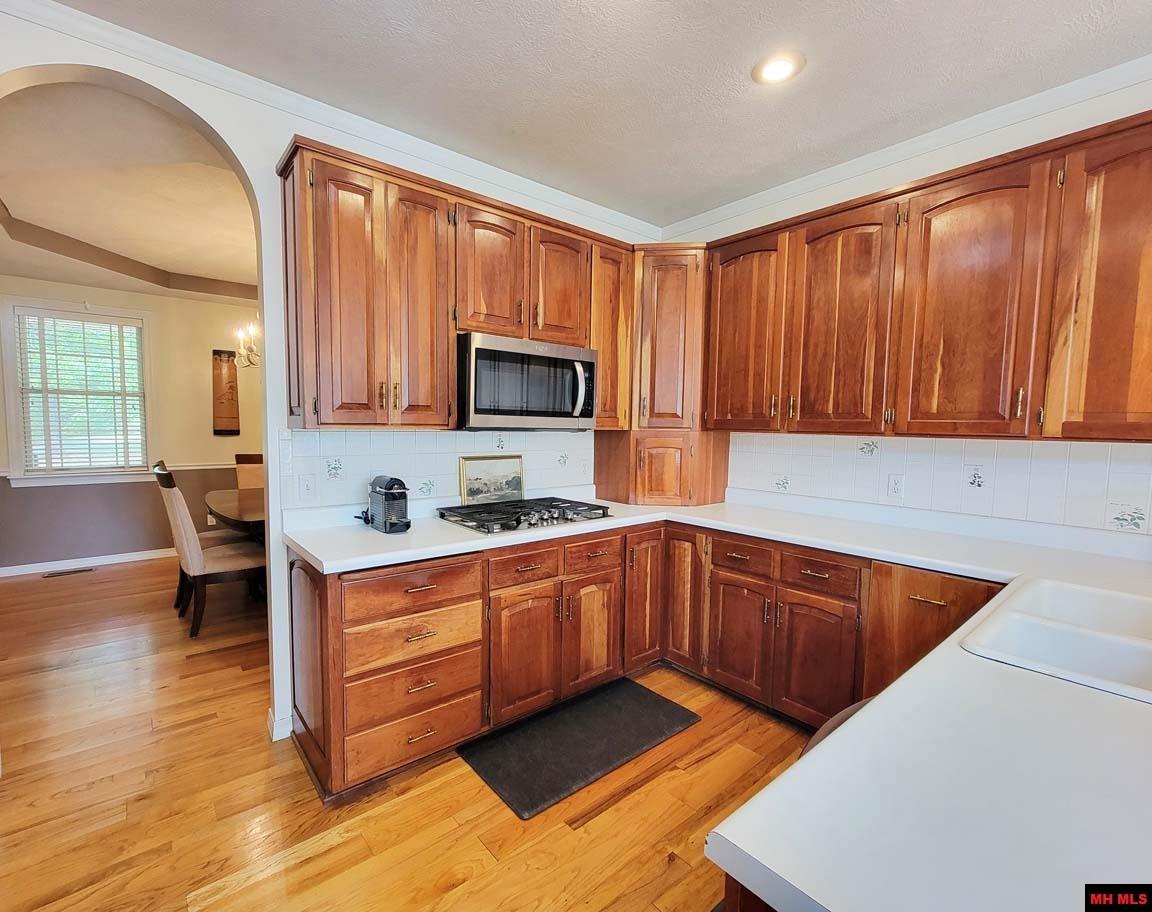 180 OAK TREE TERRACE Mountain Home, AR