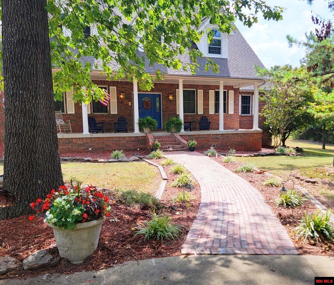 180 OAK TREE TERRACE Mountain Home, AR