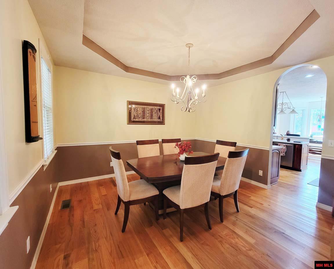 180 OAK TREE TERRACE Mountain Home, AR