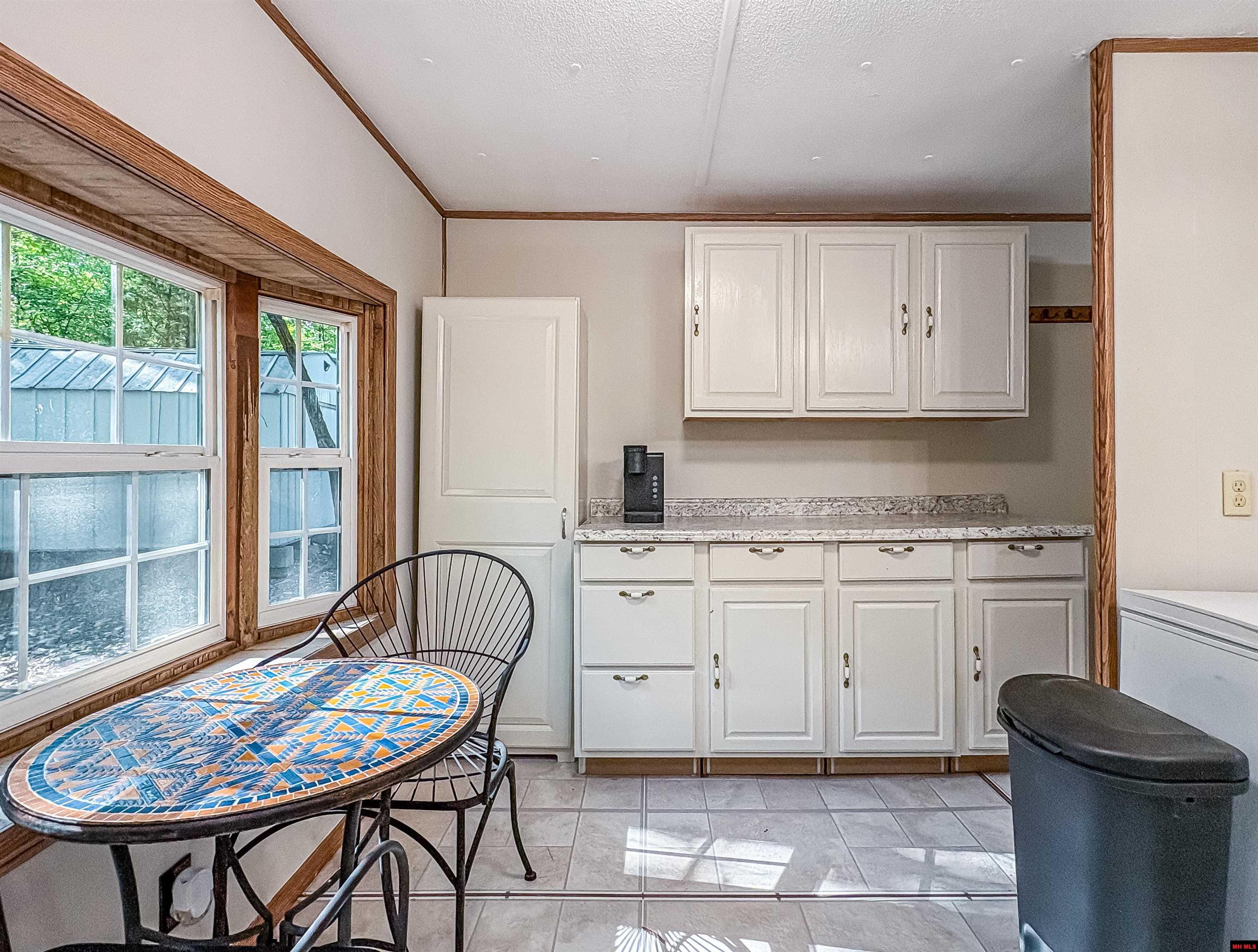 7512 S HWY 14 Yellville, AR