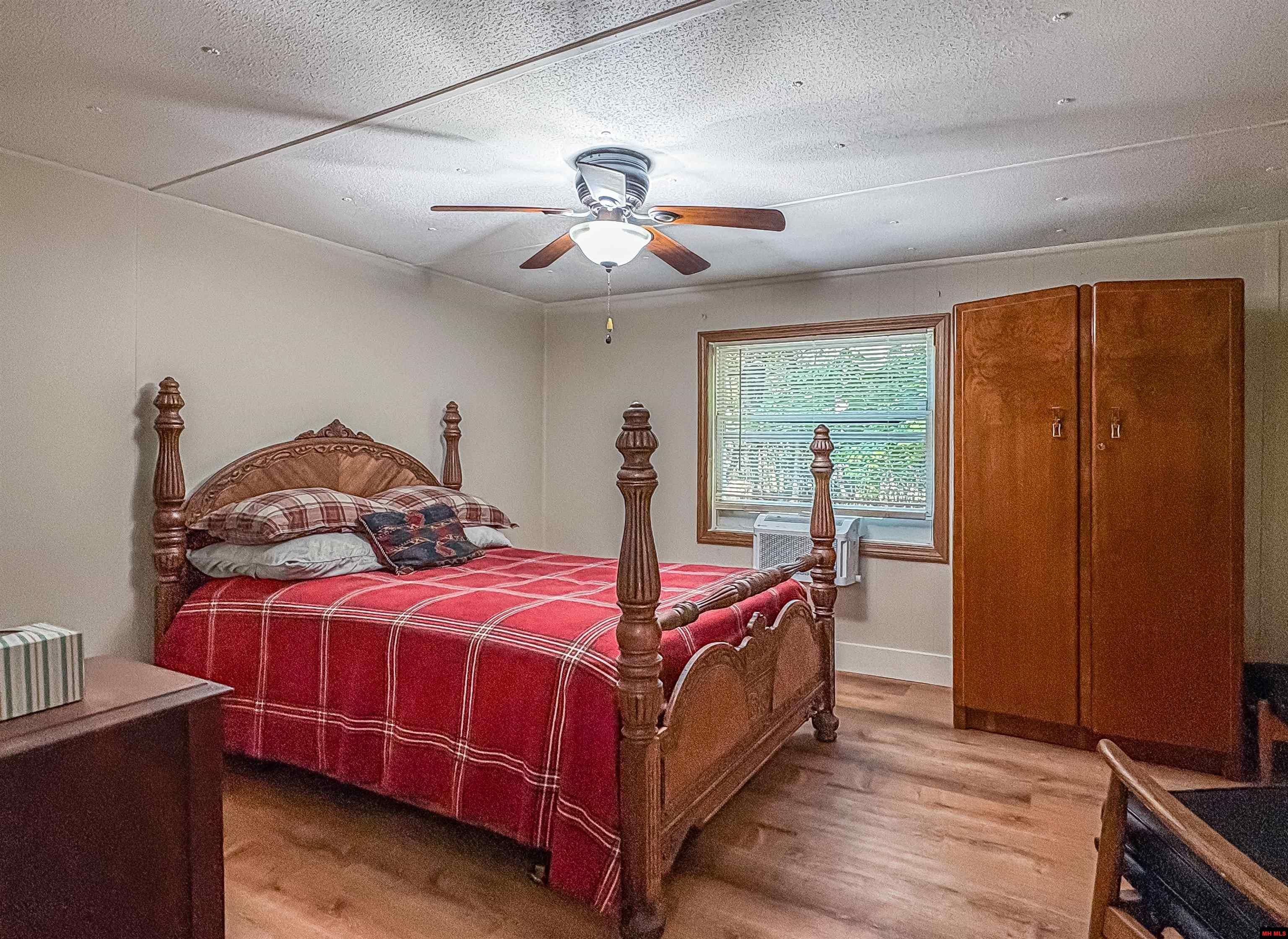 7512 S HWY 14 Yellville, AR