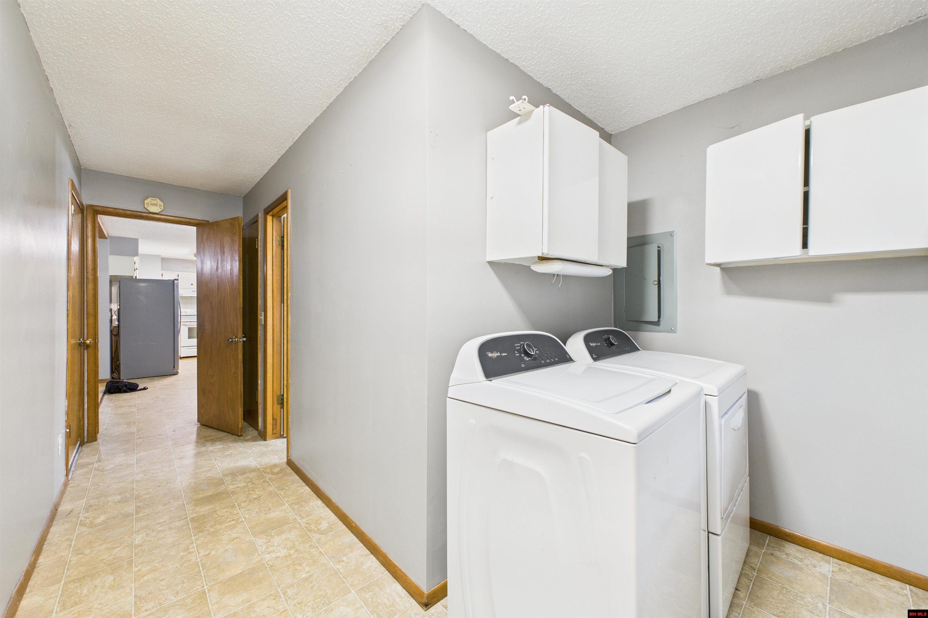 605 BROADMOOR CIRCLE Mountain Home, AR 72653