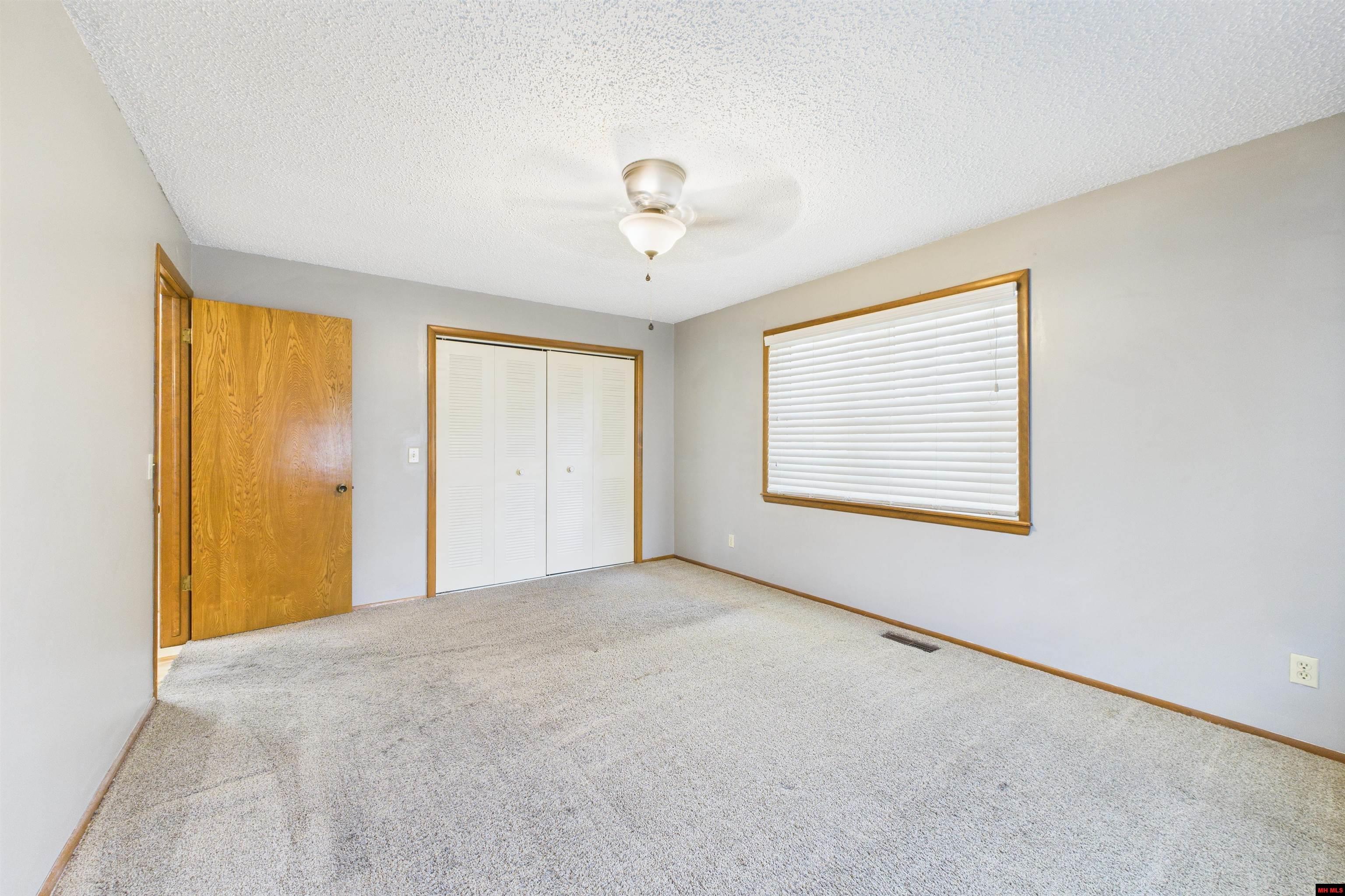 605 BROADMOOR CIRCLE Mountain Home, AR 72653