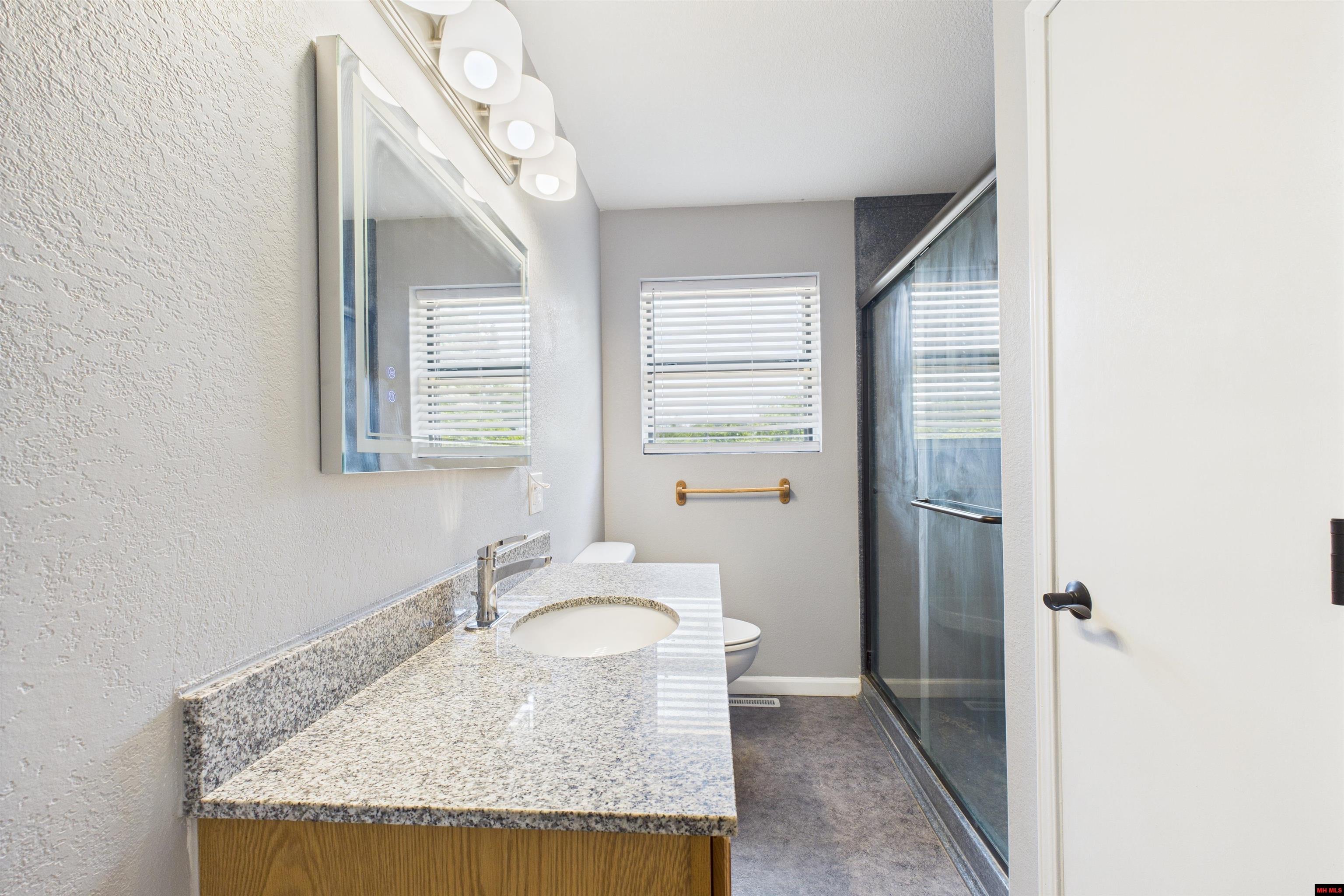 96 WESTVIEW ROAD Mountain Home, AR 72653