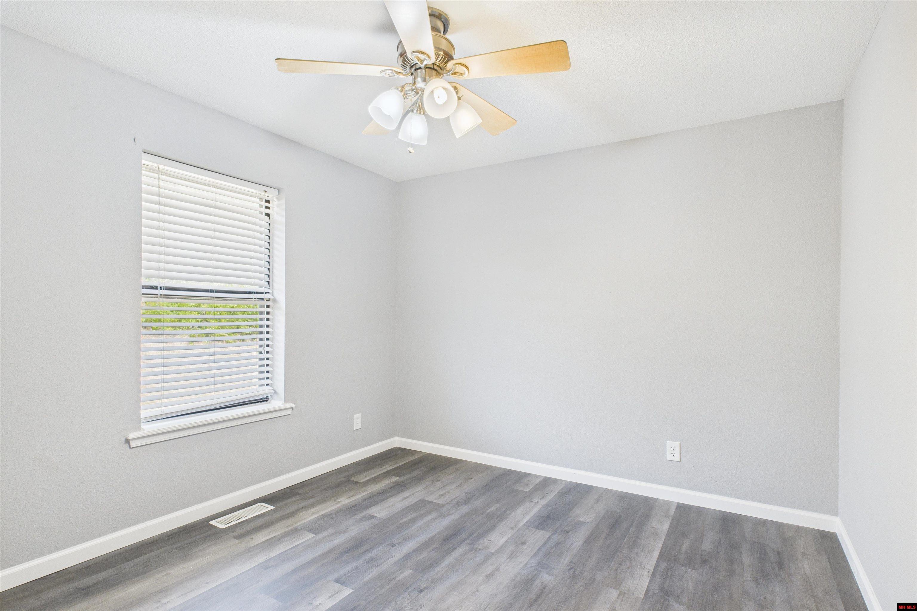 96 WESTVIEW ROAD Mountain Home, AR 72653