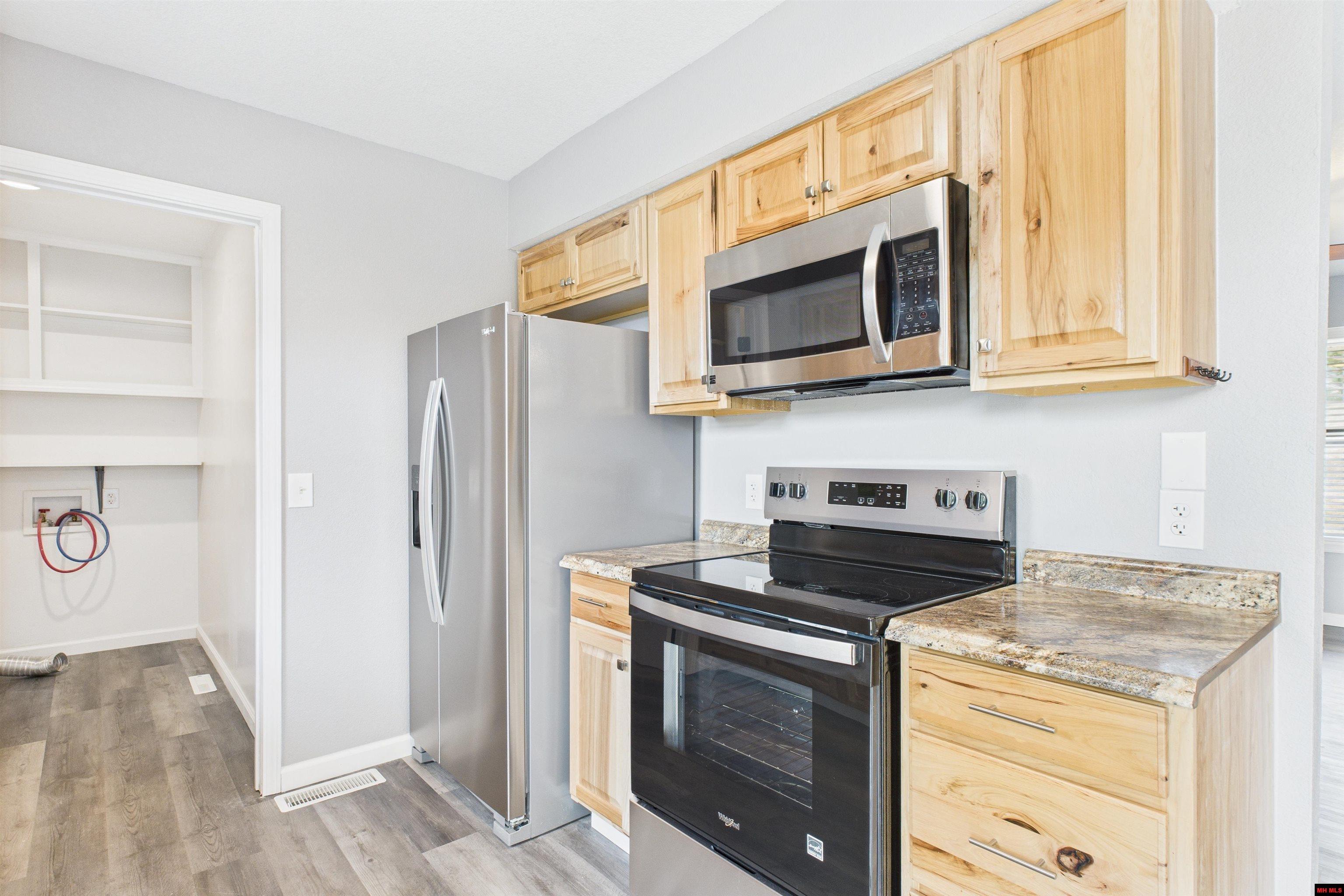 96 WESTVIEW ROAD Mountain Home, AR 72653