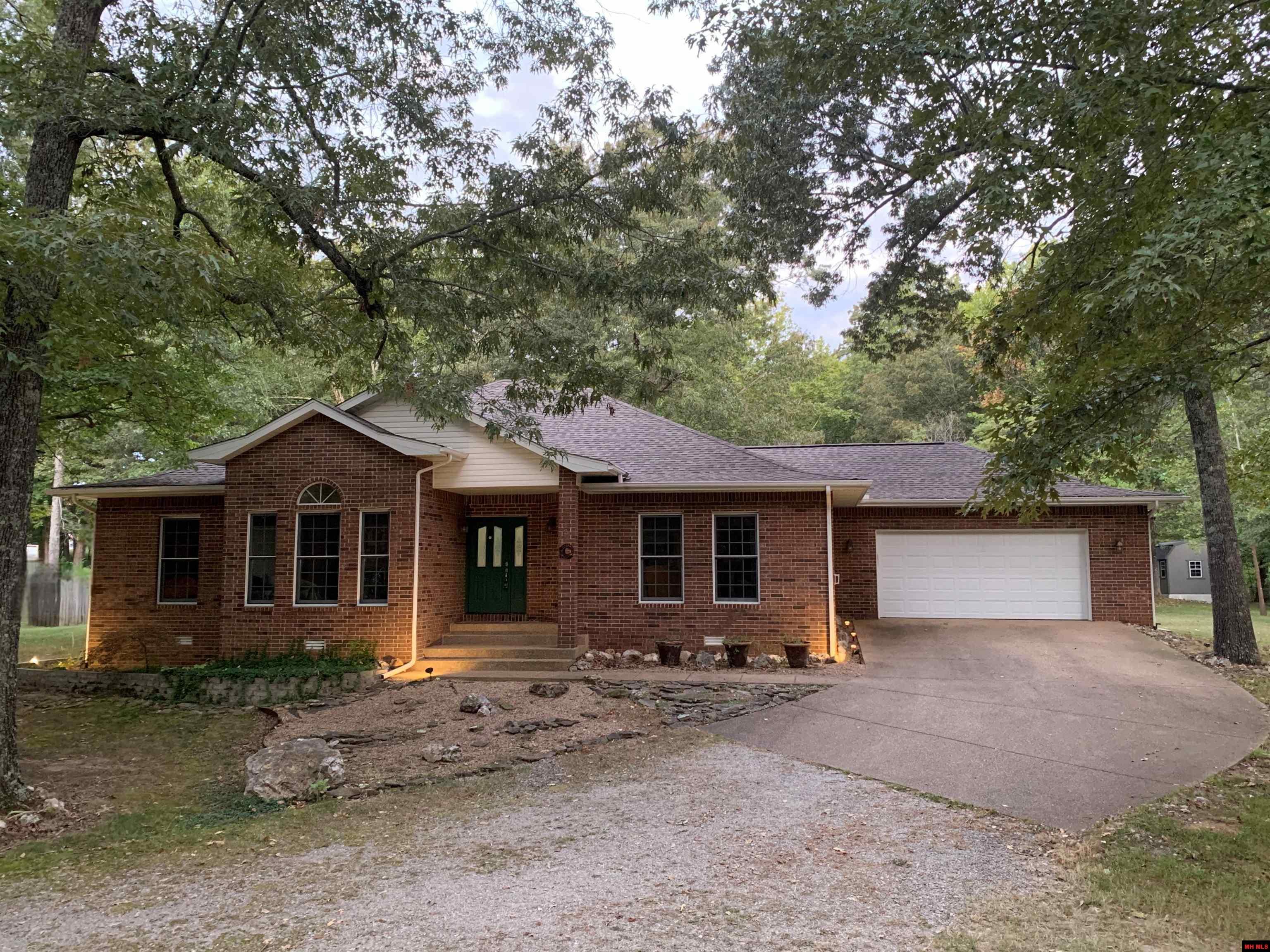 614 CR 39 | Mountain Home, AR
