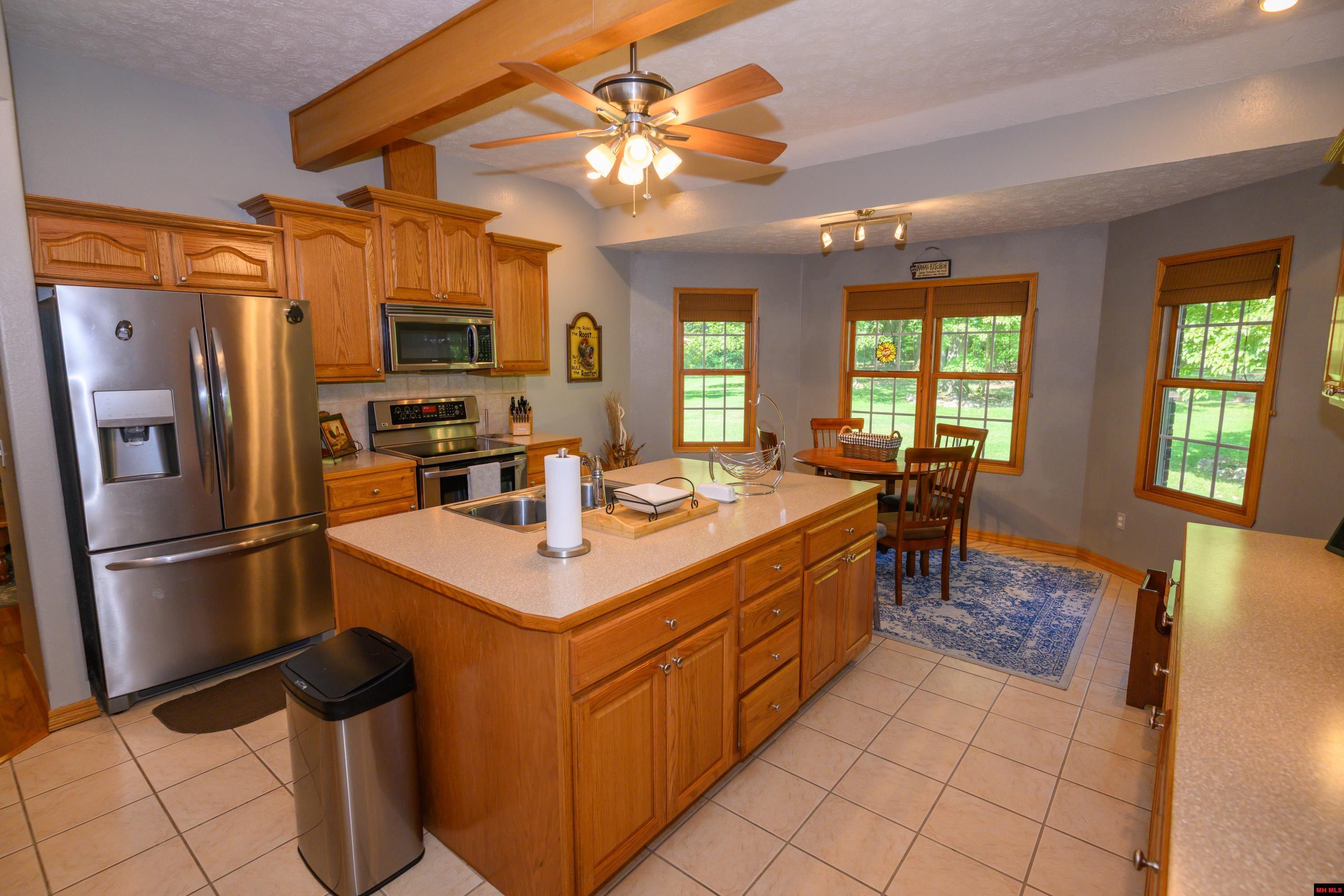 614 CR 39 Mountain Home, AR