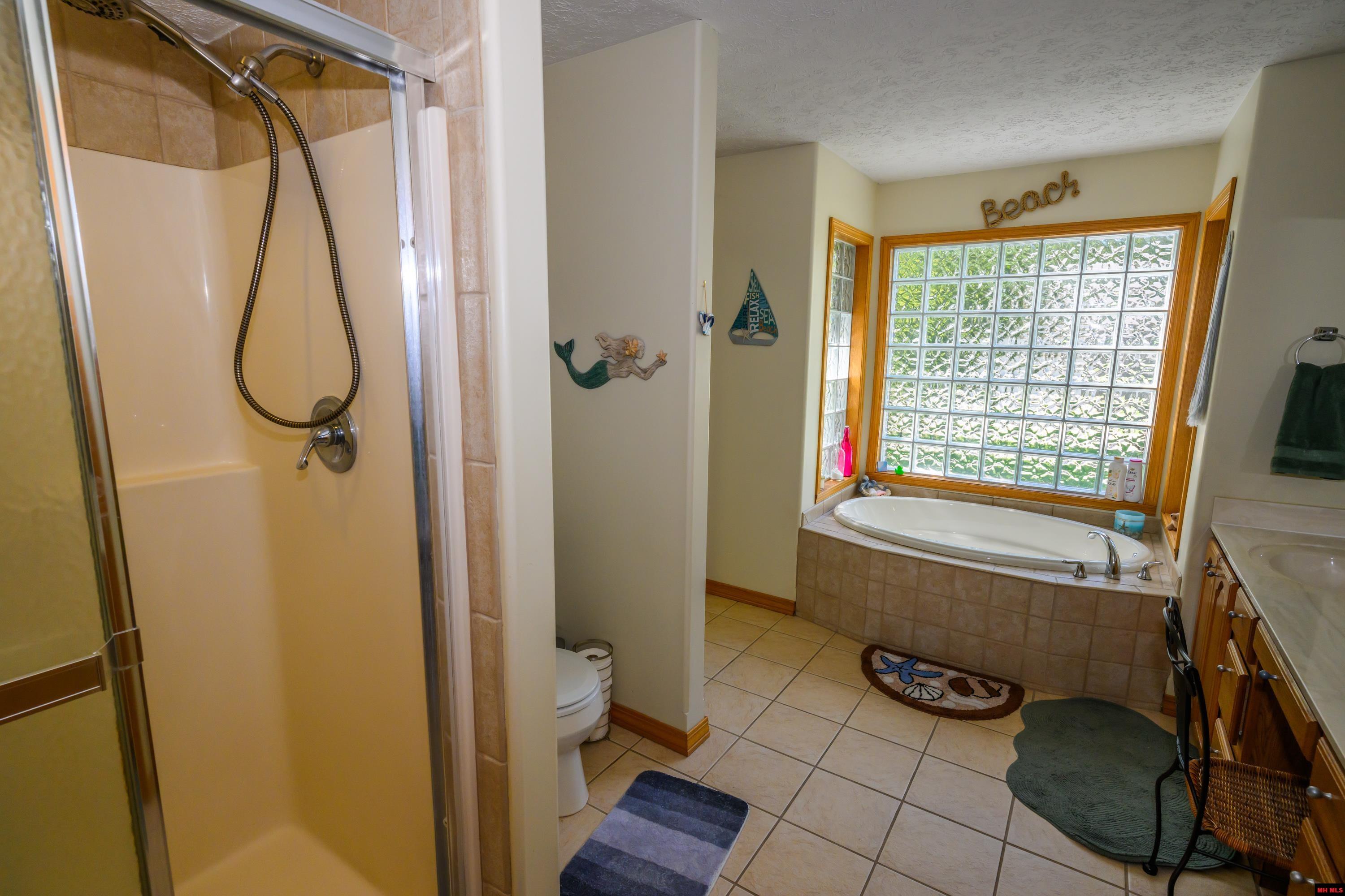 614 CR 39 Mountain Home, AR