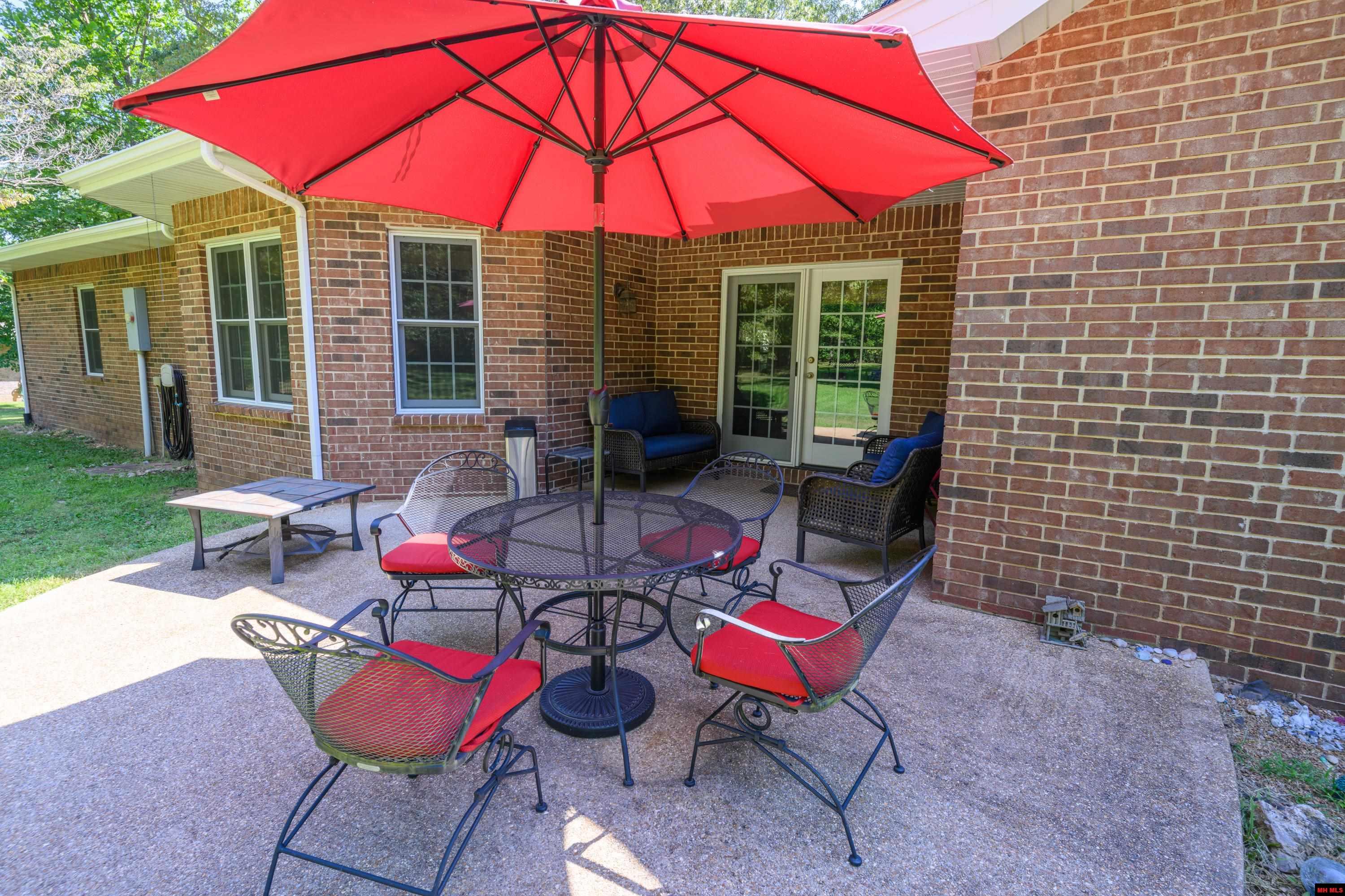 614 CR 39 Mountain Home, AR