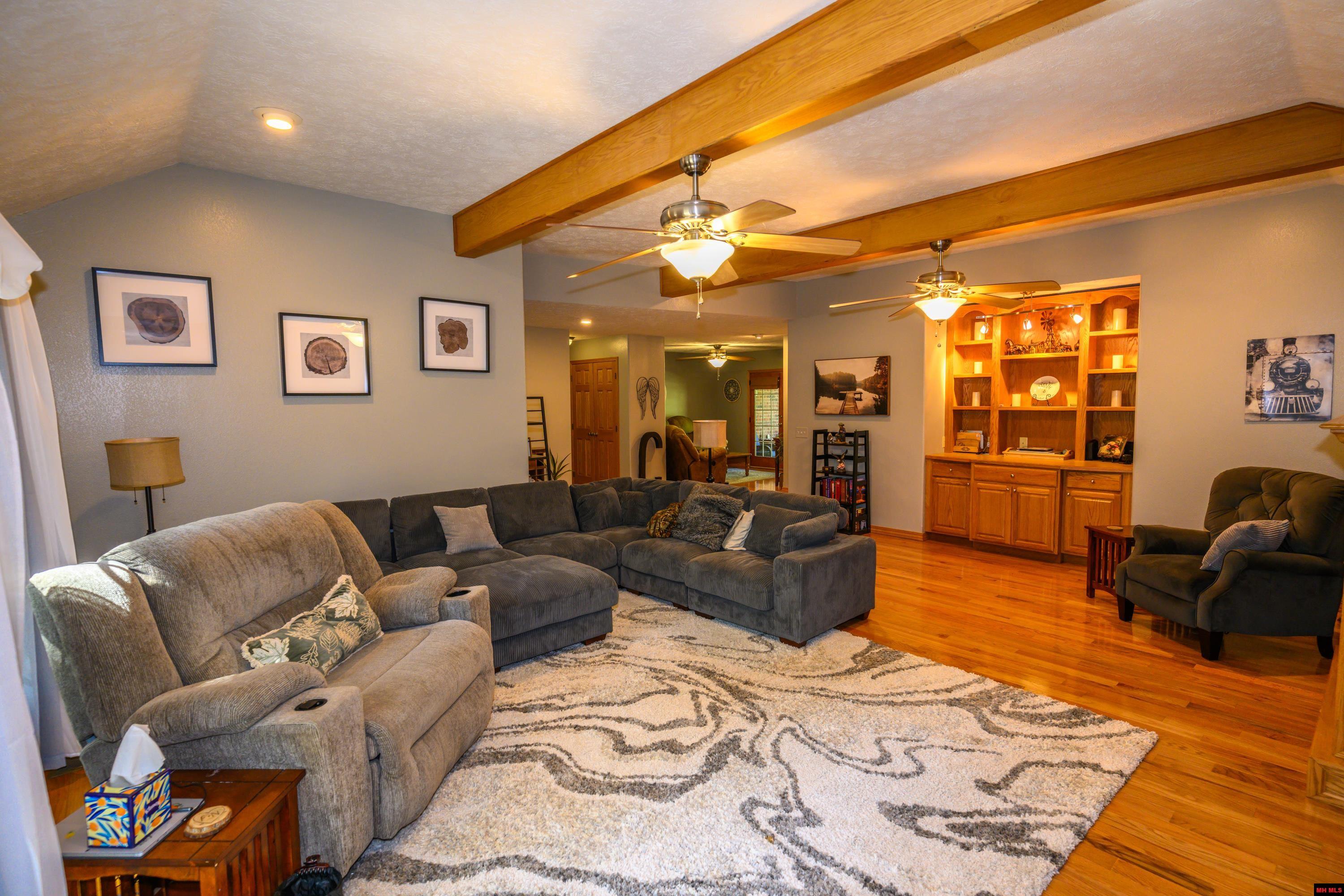 614 CR 39 Mountain Home, AR