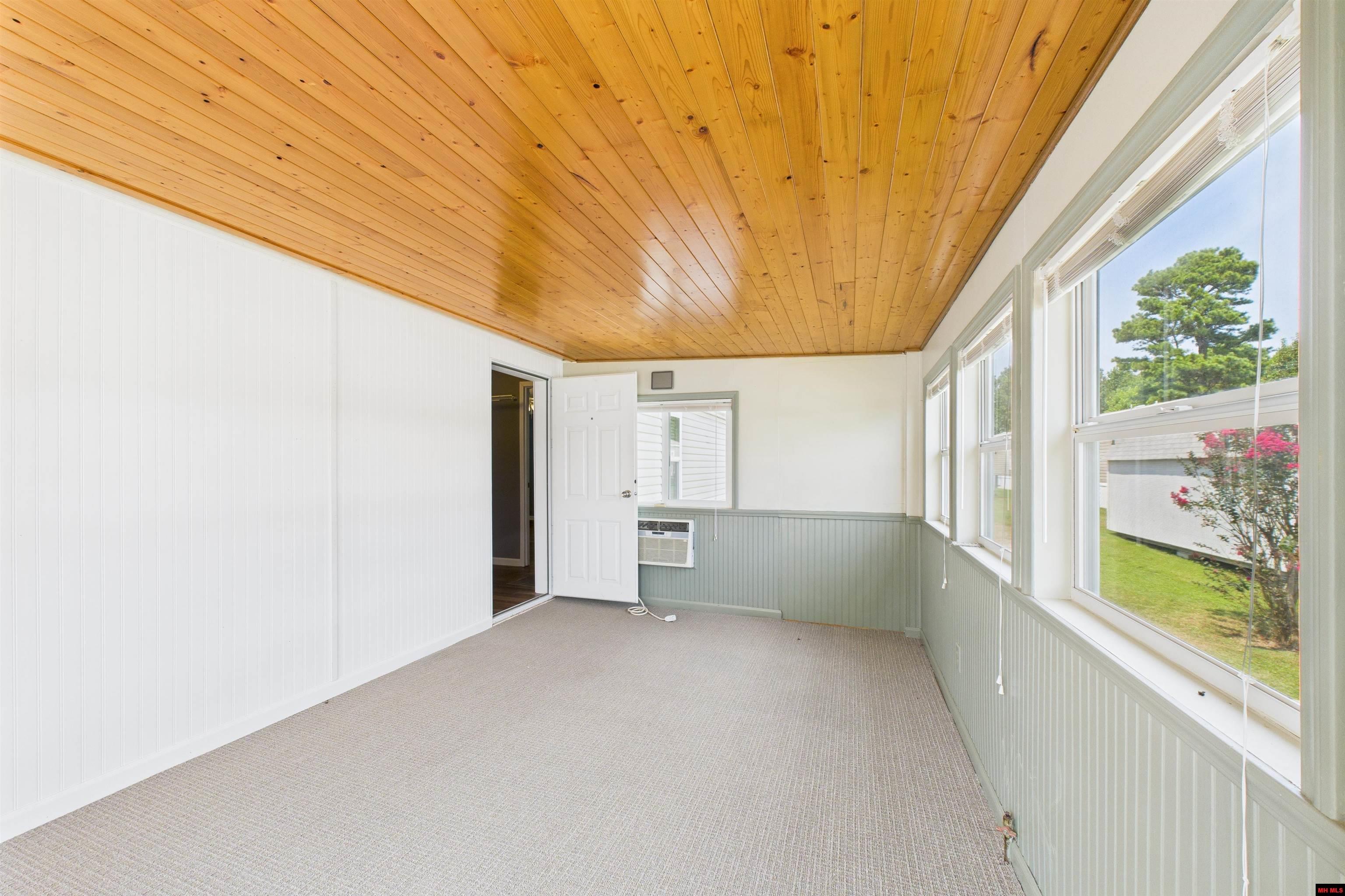 136 WEHMEYER LOOP Mountain Home, AR