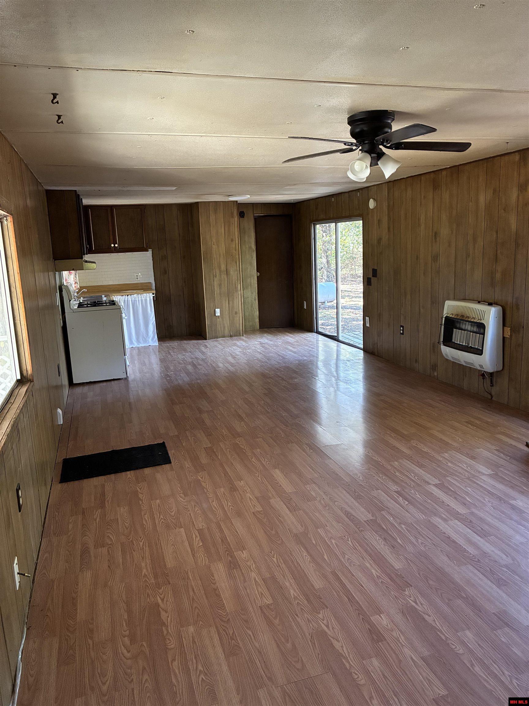 667 MC 5059 Valley Springs, AR