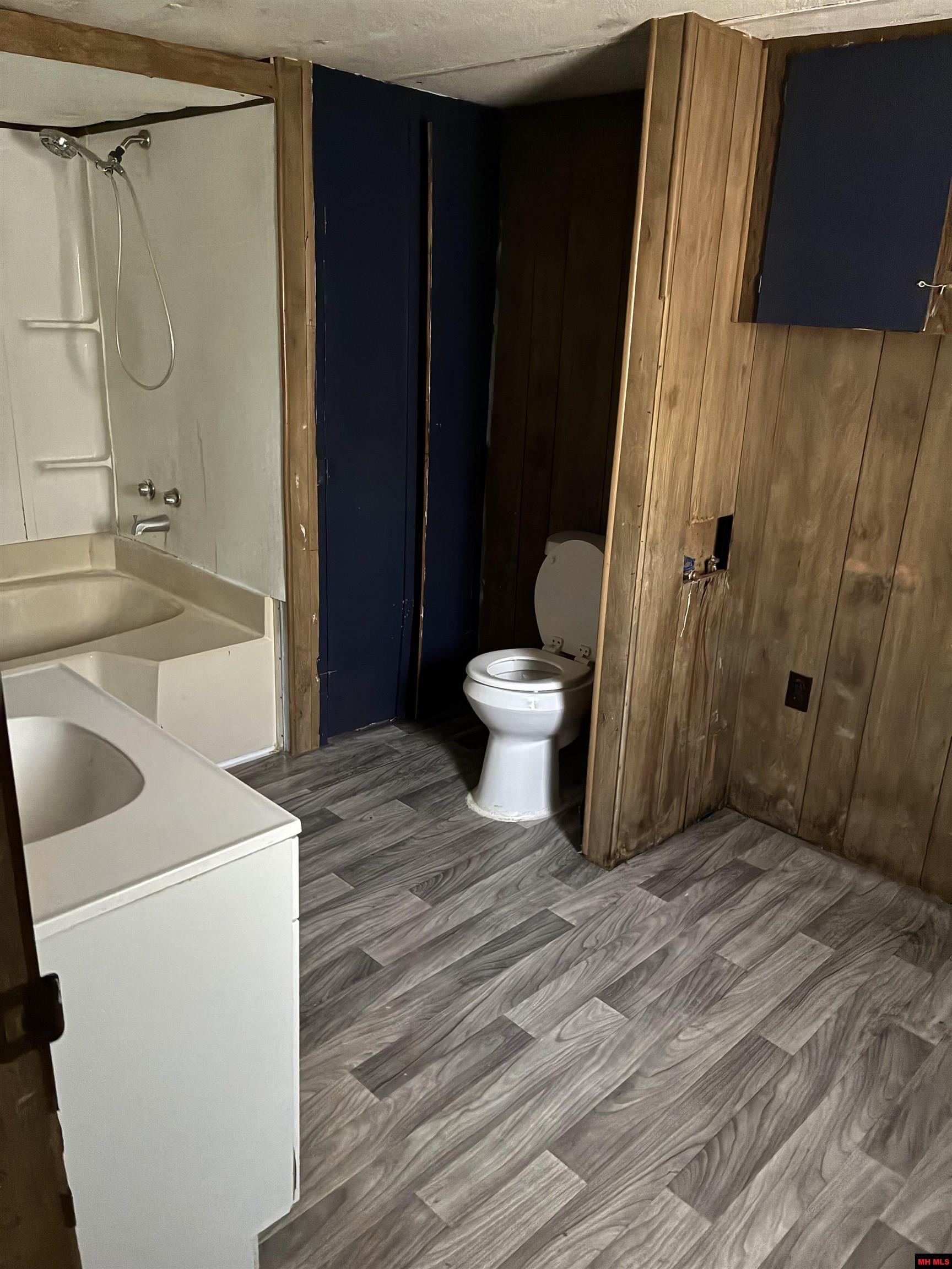 667 MC 5059 Valley Springs, AR