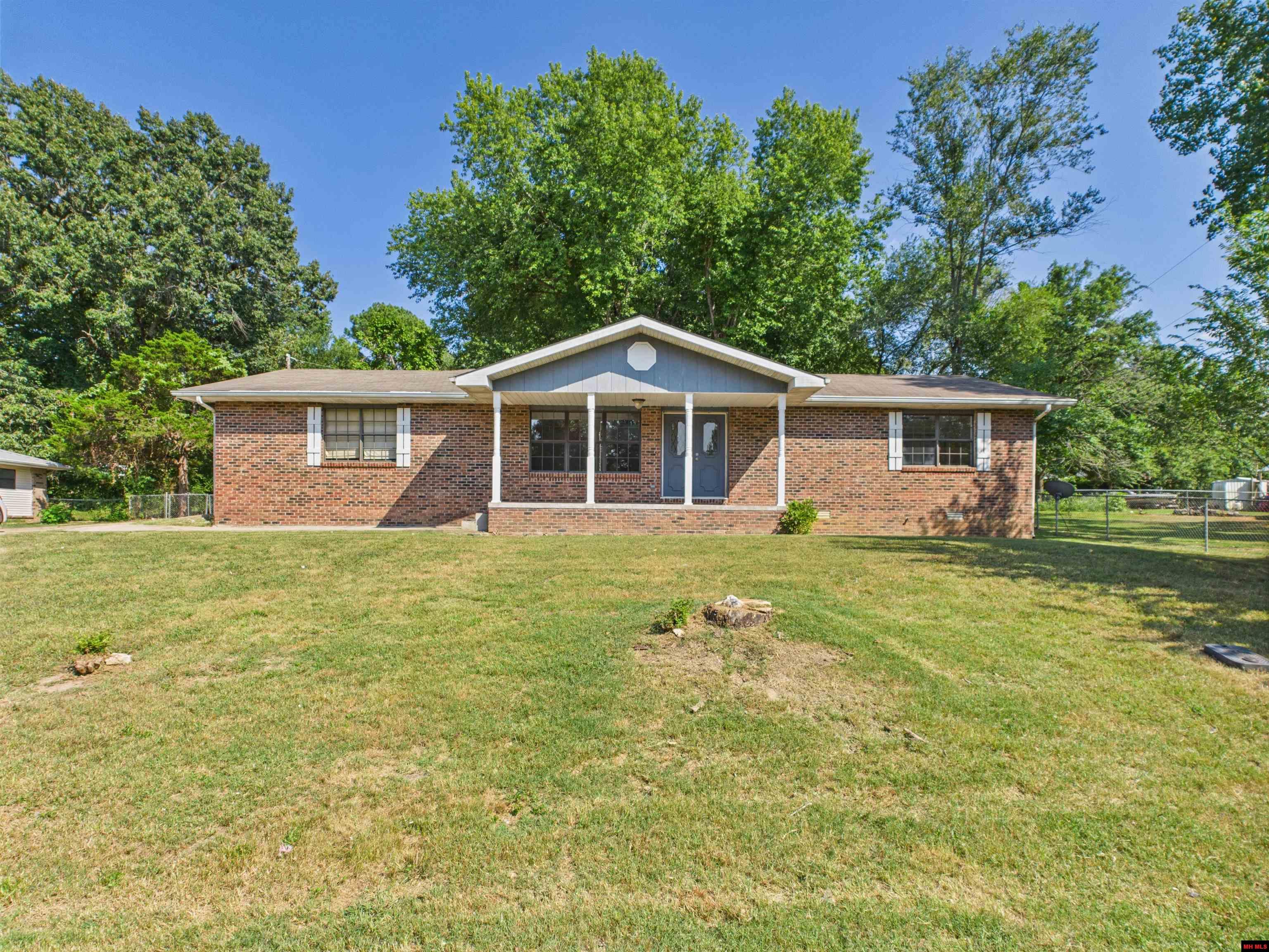 1138 MEADOWCREST DRIVE Mountain Home, AR 72653