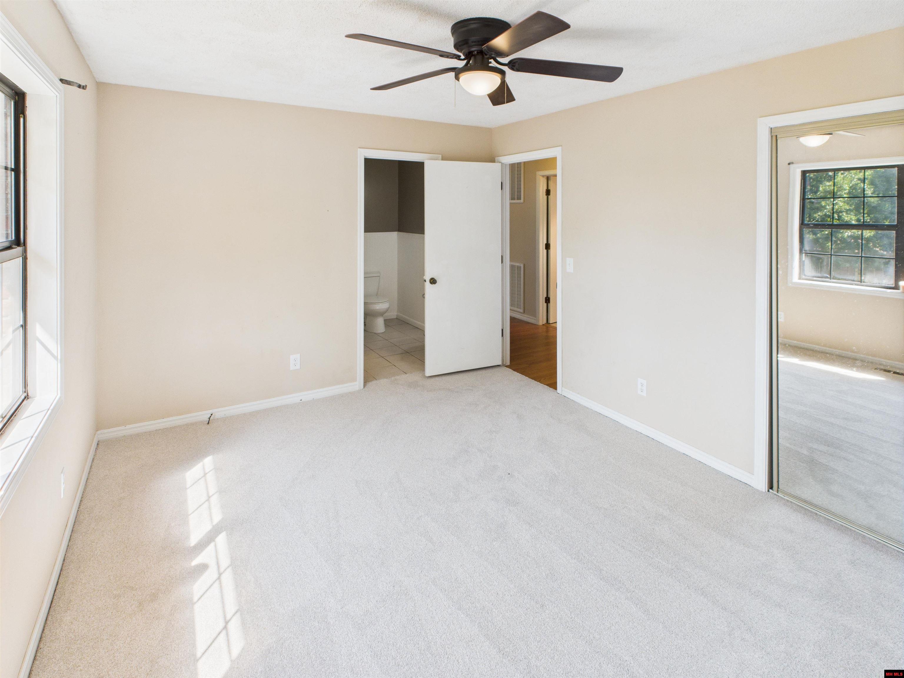 1138 MEADOWCREST DRIVE Mountain Home, AR 72653