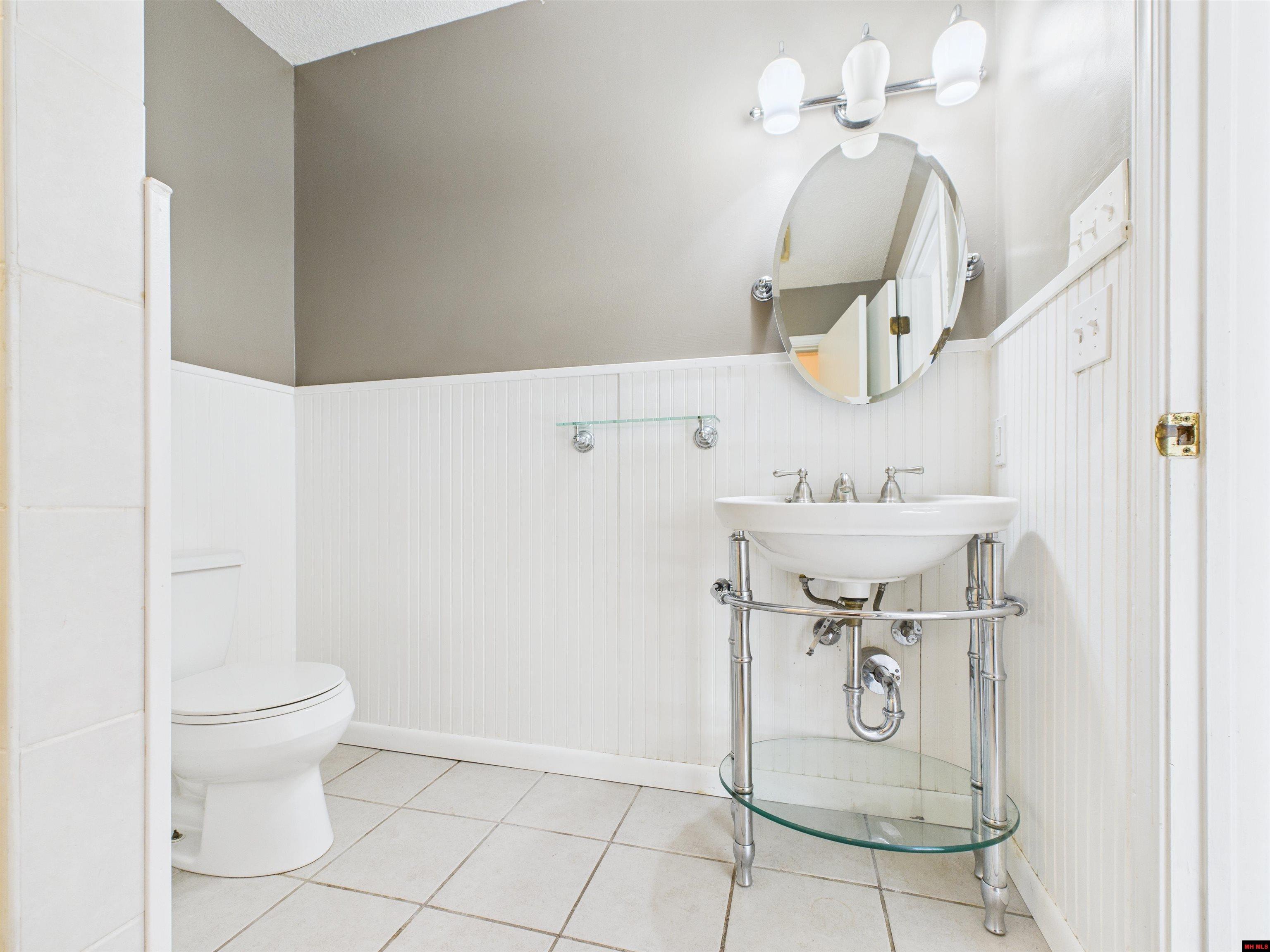 1138 MEADOWCREST DRIVE Mountain Home, AR 72653