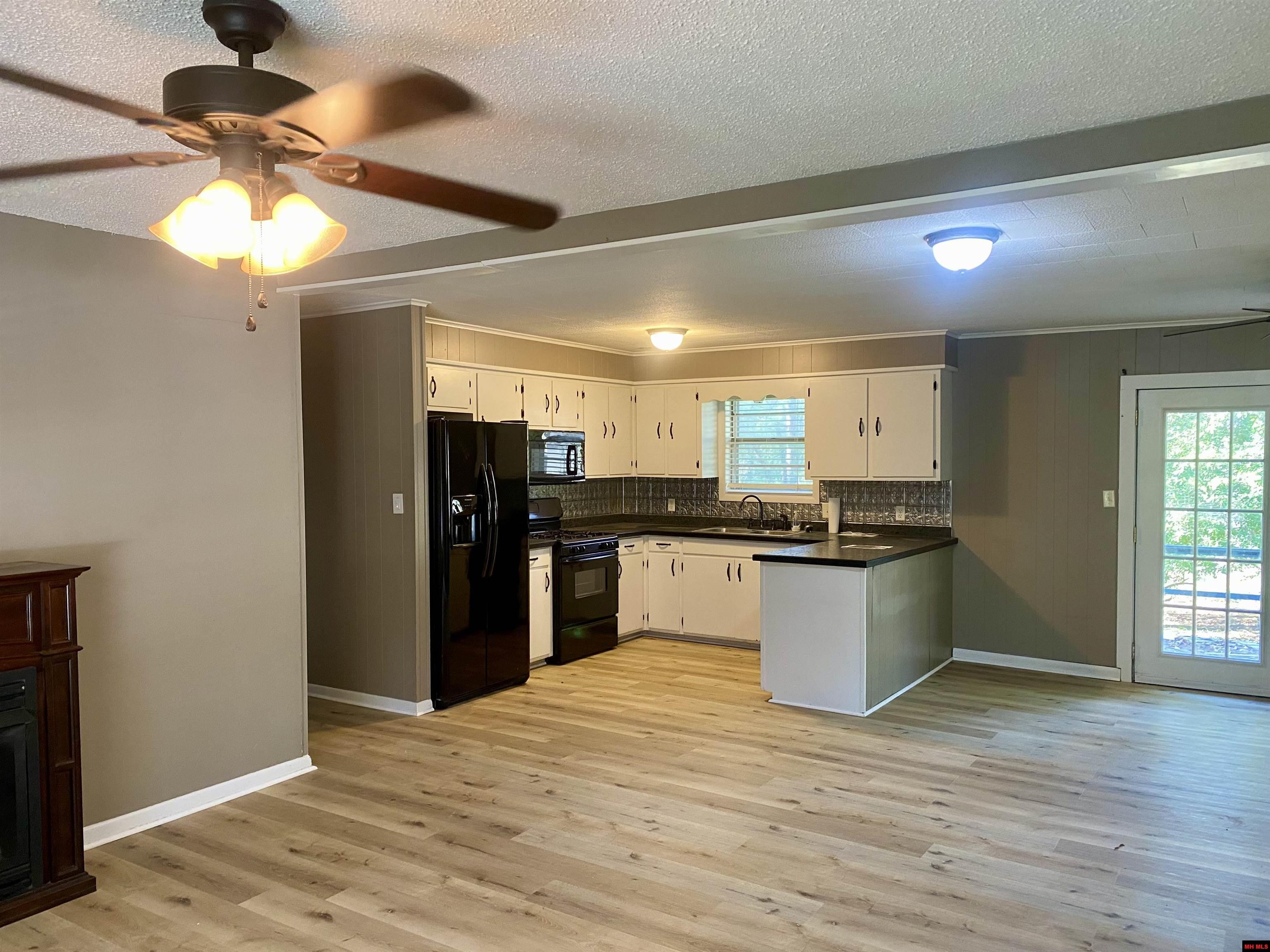 2169 SEAGRAVES ROAD Pocahontas, AR 72455