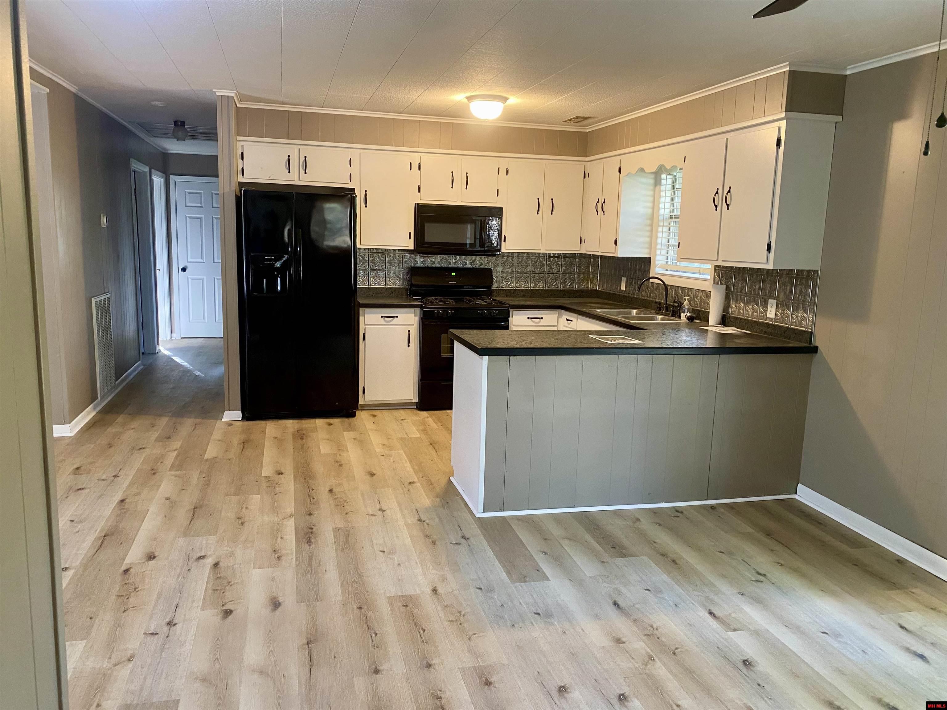 2169 SEAGRAVES ROAD Pocahontas, AR 72455