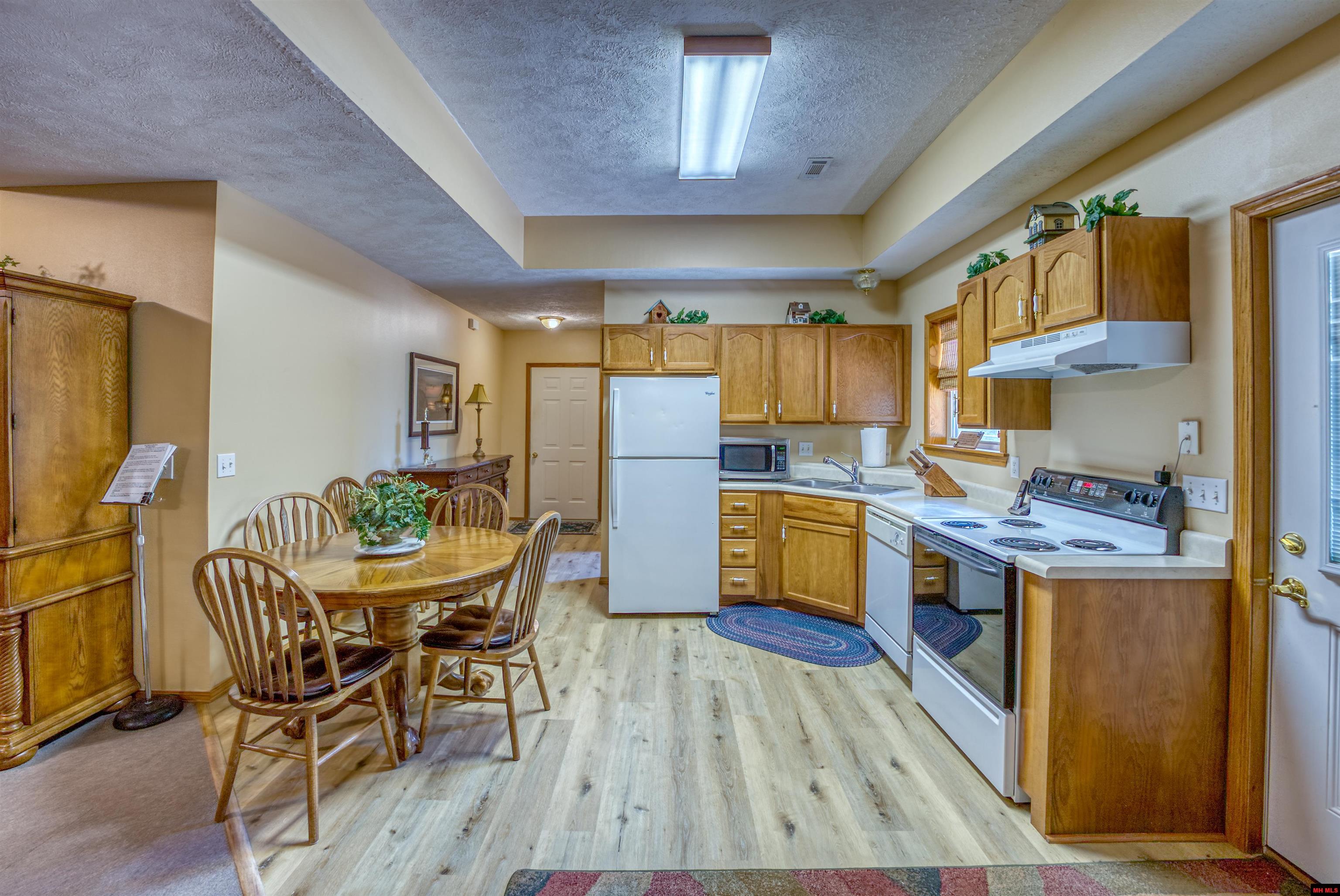 654 MALLARD POINT ROAD Mountain Home, AR