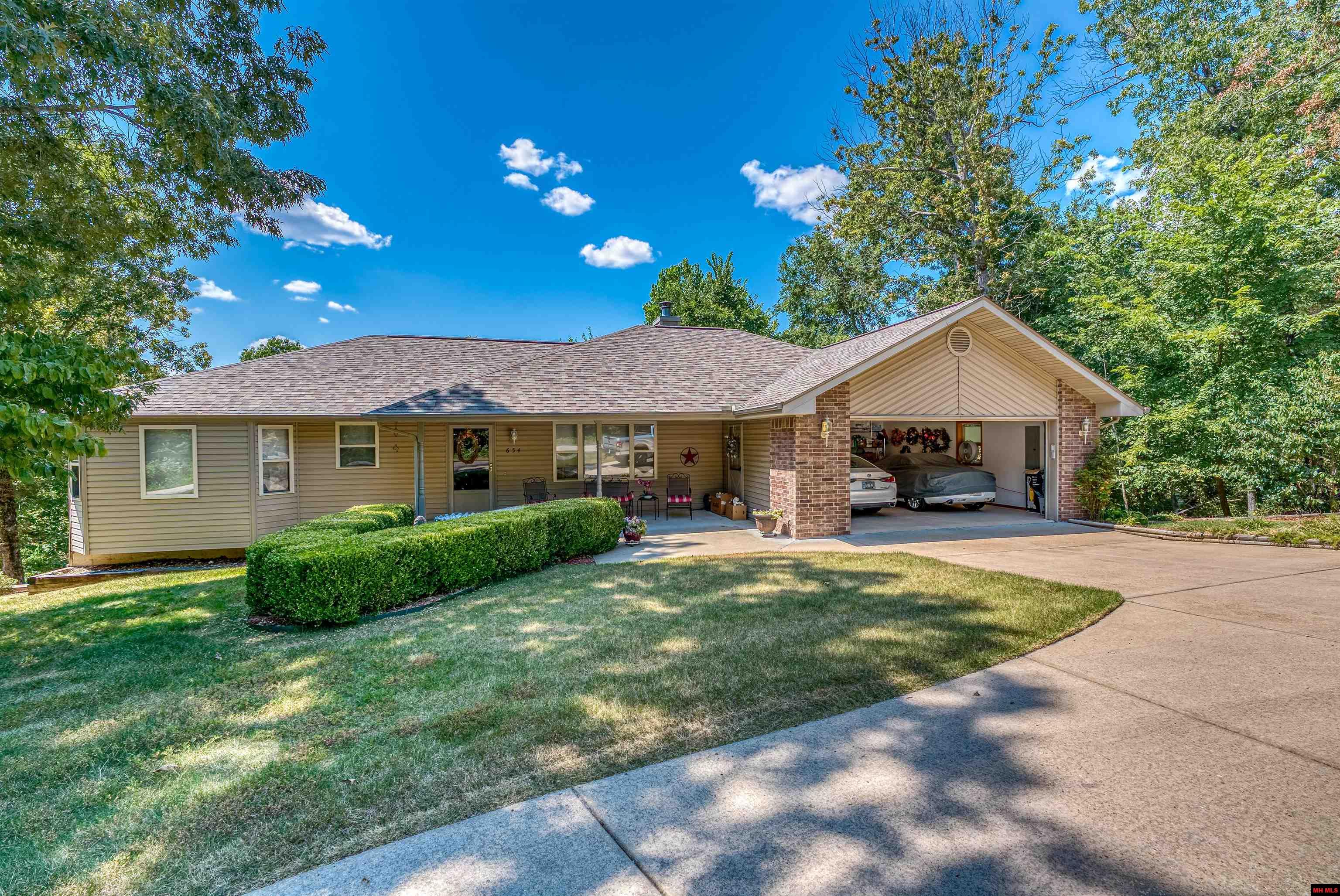 654 MALLARD POINT ROAD Mountain Home, AR