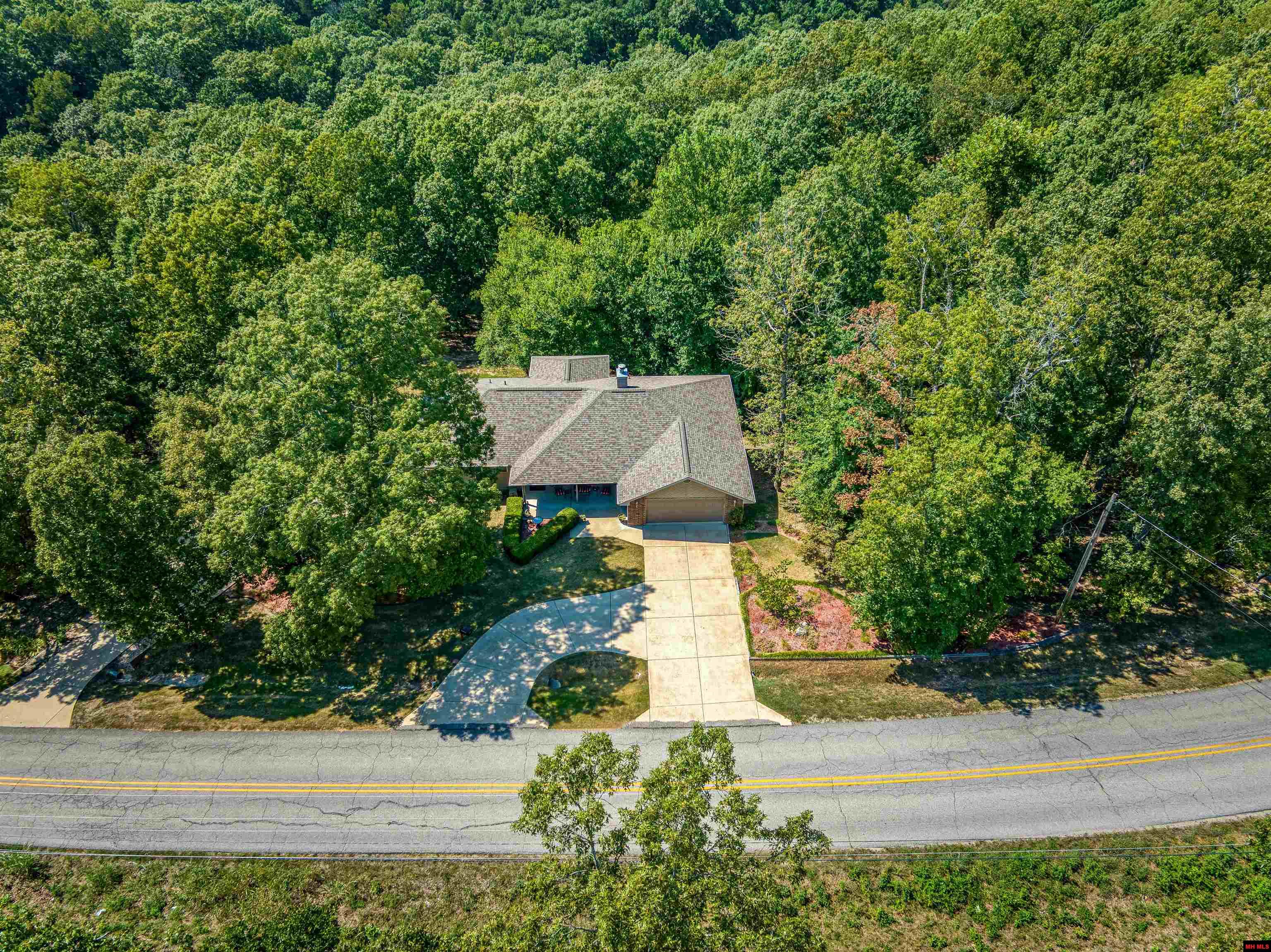 654 MALLARD POINT ROAD Mountain Home, AR