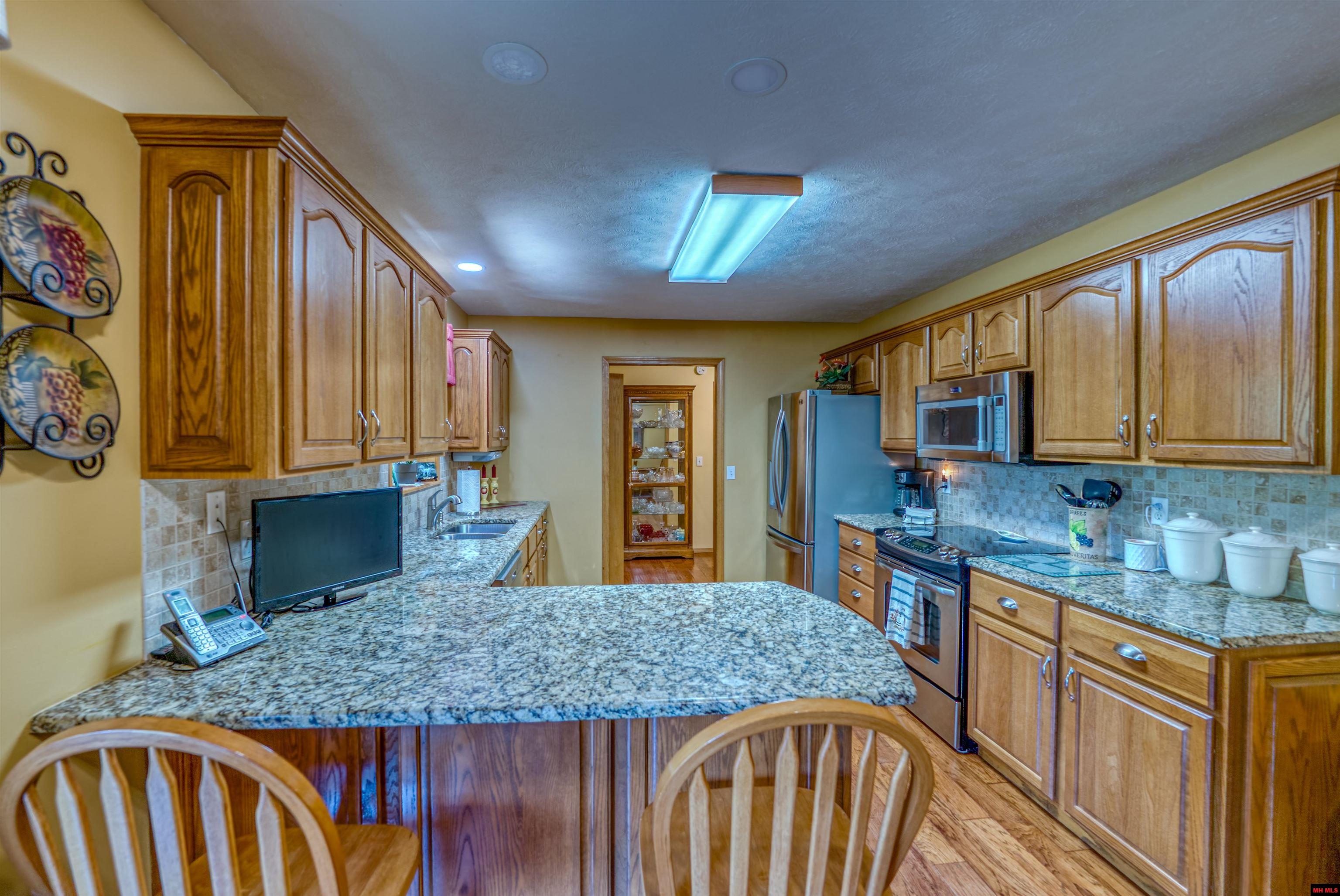 654 MALLARD POINT ROAD Mountain Home, AR