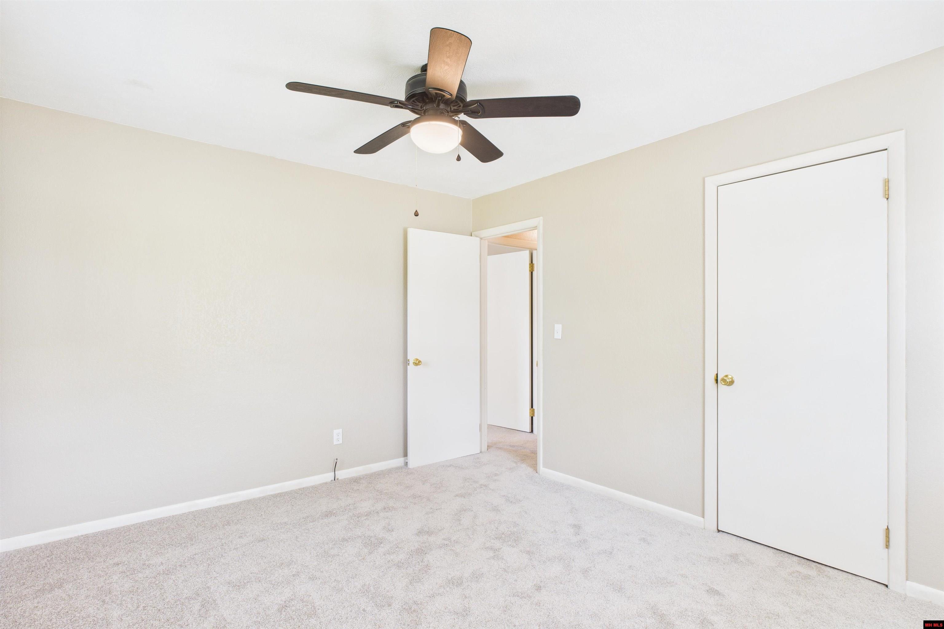 629 N COLLEGE STREET Mountain Home, AR 72653