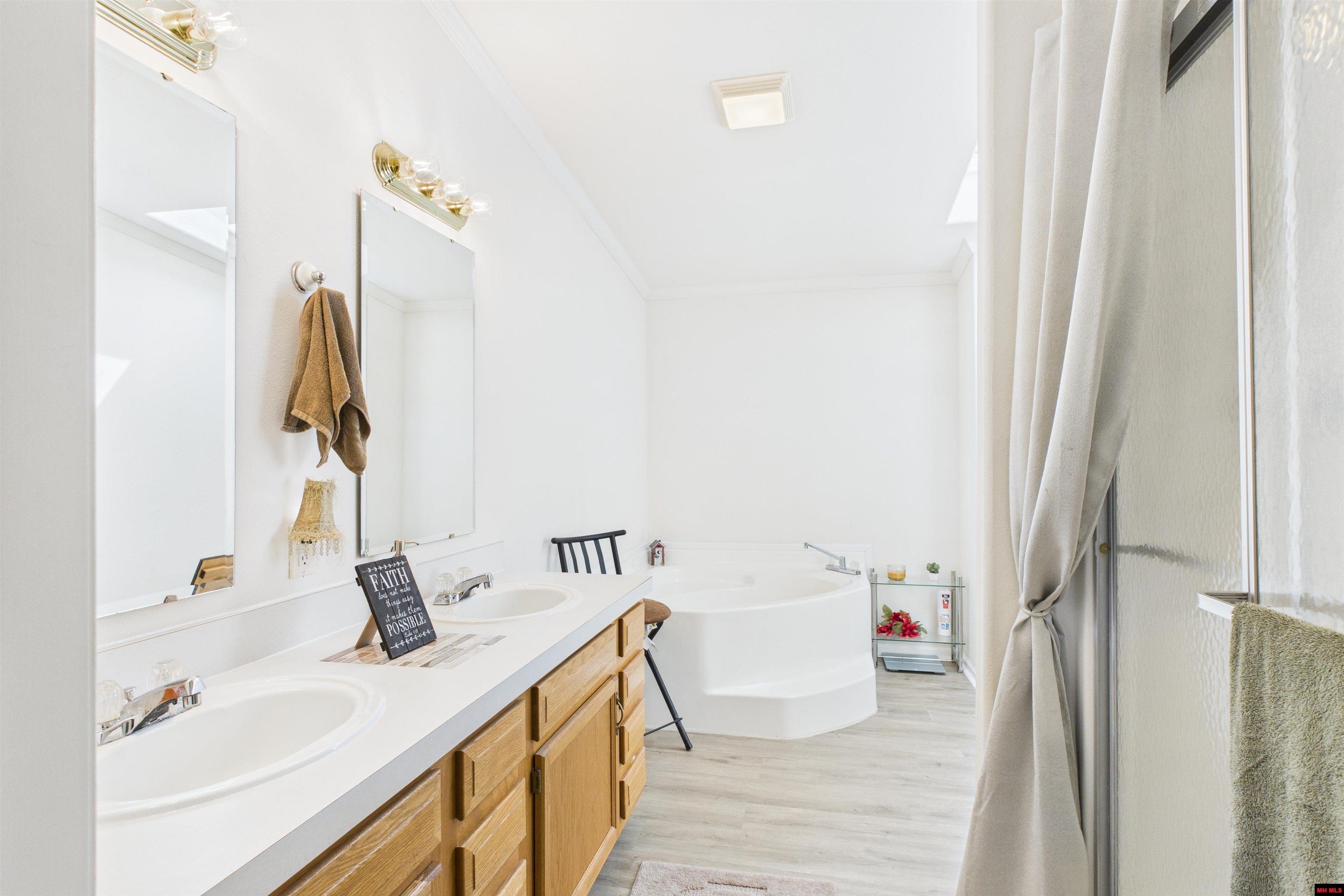 1252 CR 30 Mountain Home, AR 72653