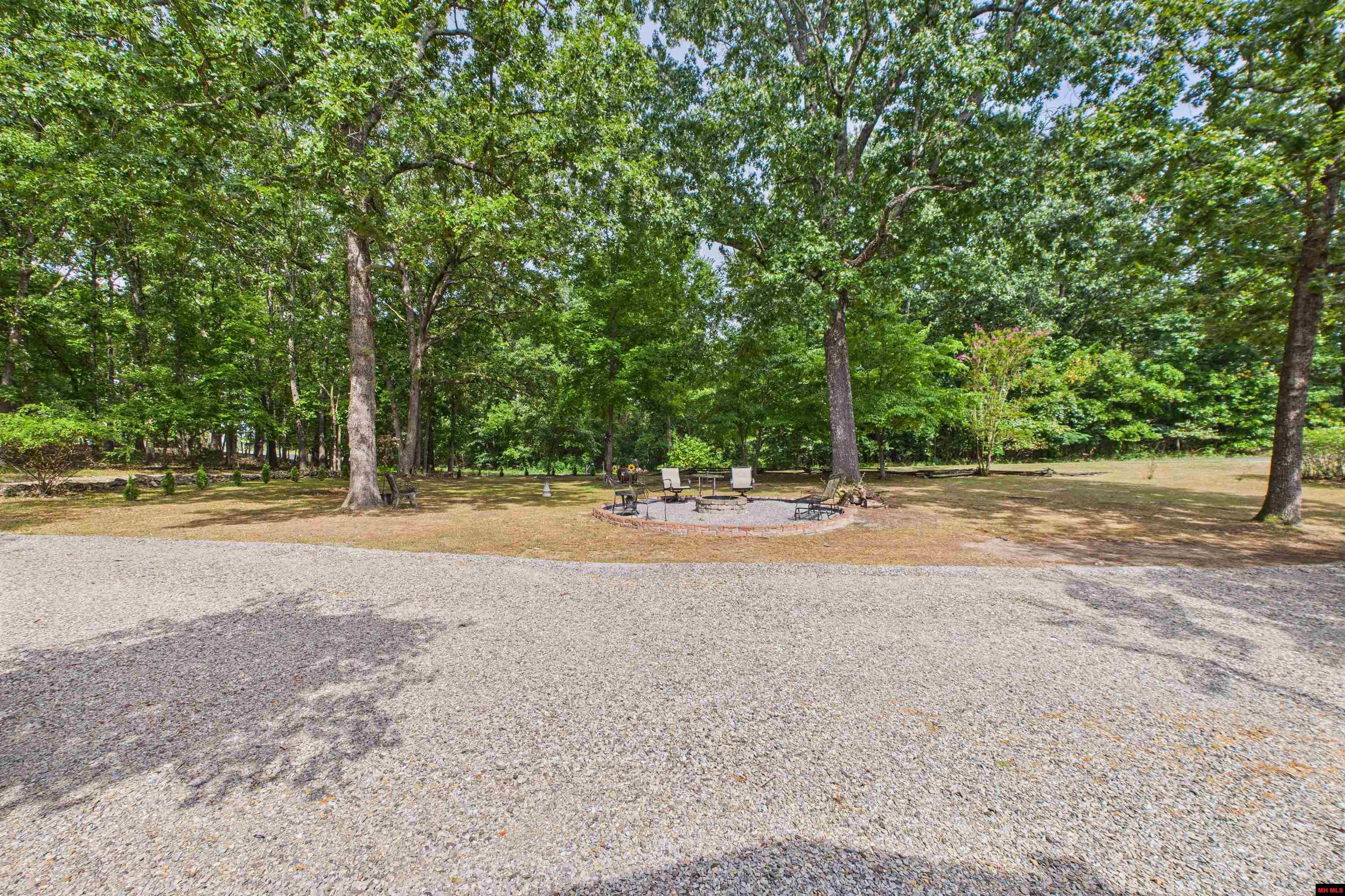 1252 CR 30 Mountain Home, AR 72653