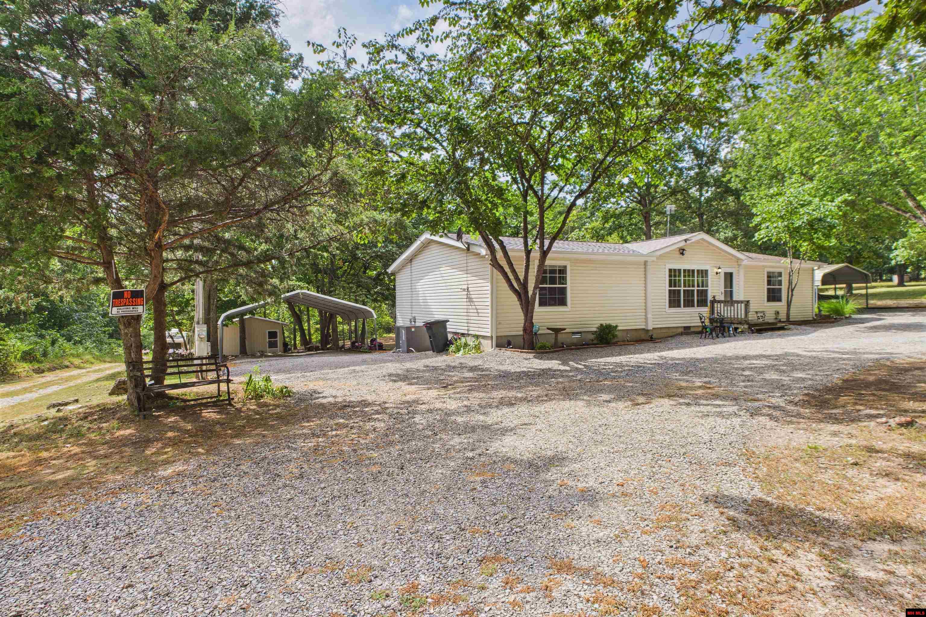 1252 CR 30 Mountain Home, AR 72653