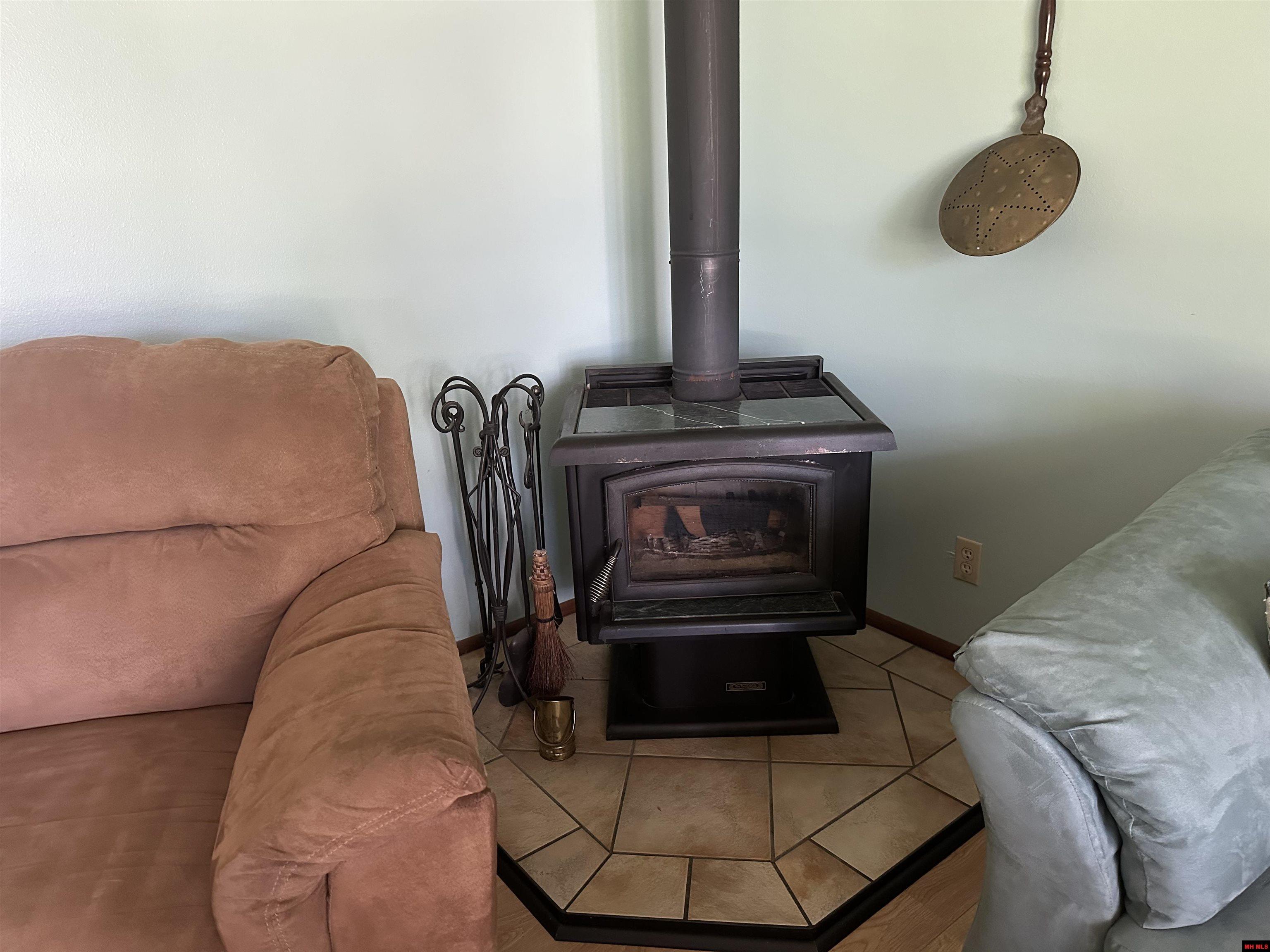 1403 JORDAN LANDING ROAD Jordan, AR 72519