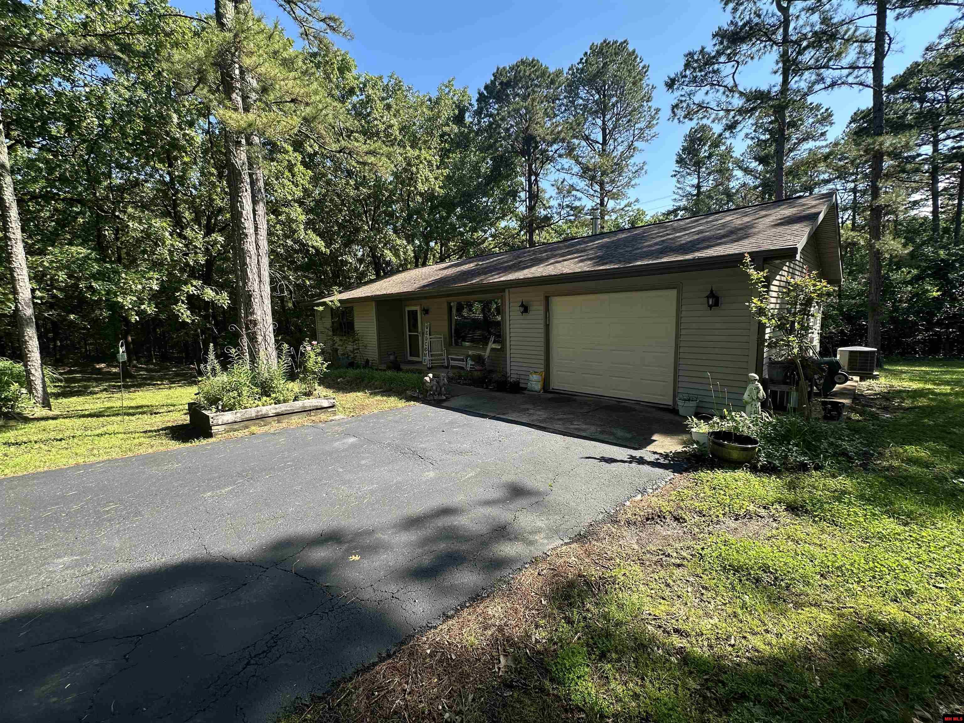 1403 JORDAN LANDING ROAD Jordan, AR 72519