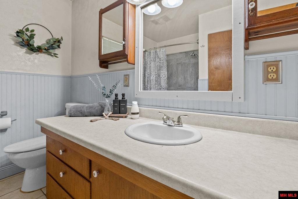 225 CR 419 Mountain Home, AR