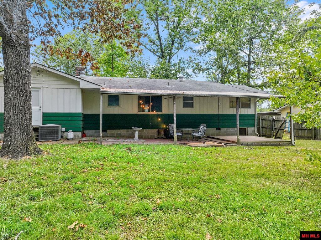 225 CR 419 Mountain Home, AR