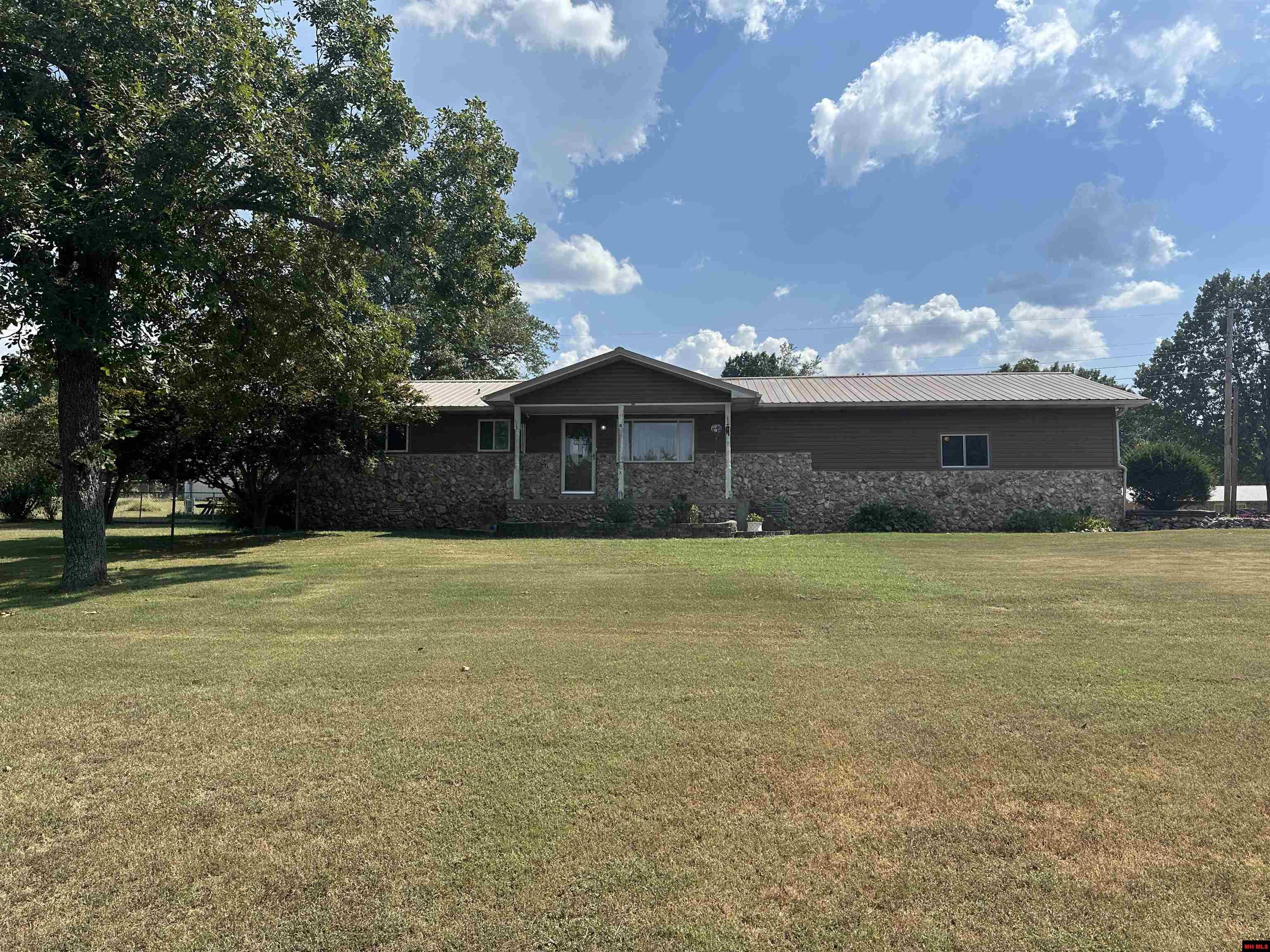 100 DEB-MAR WOODS TERRACE Mountain Home, AR 72653
