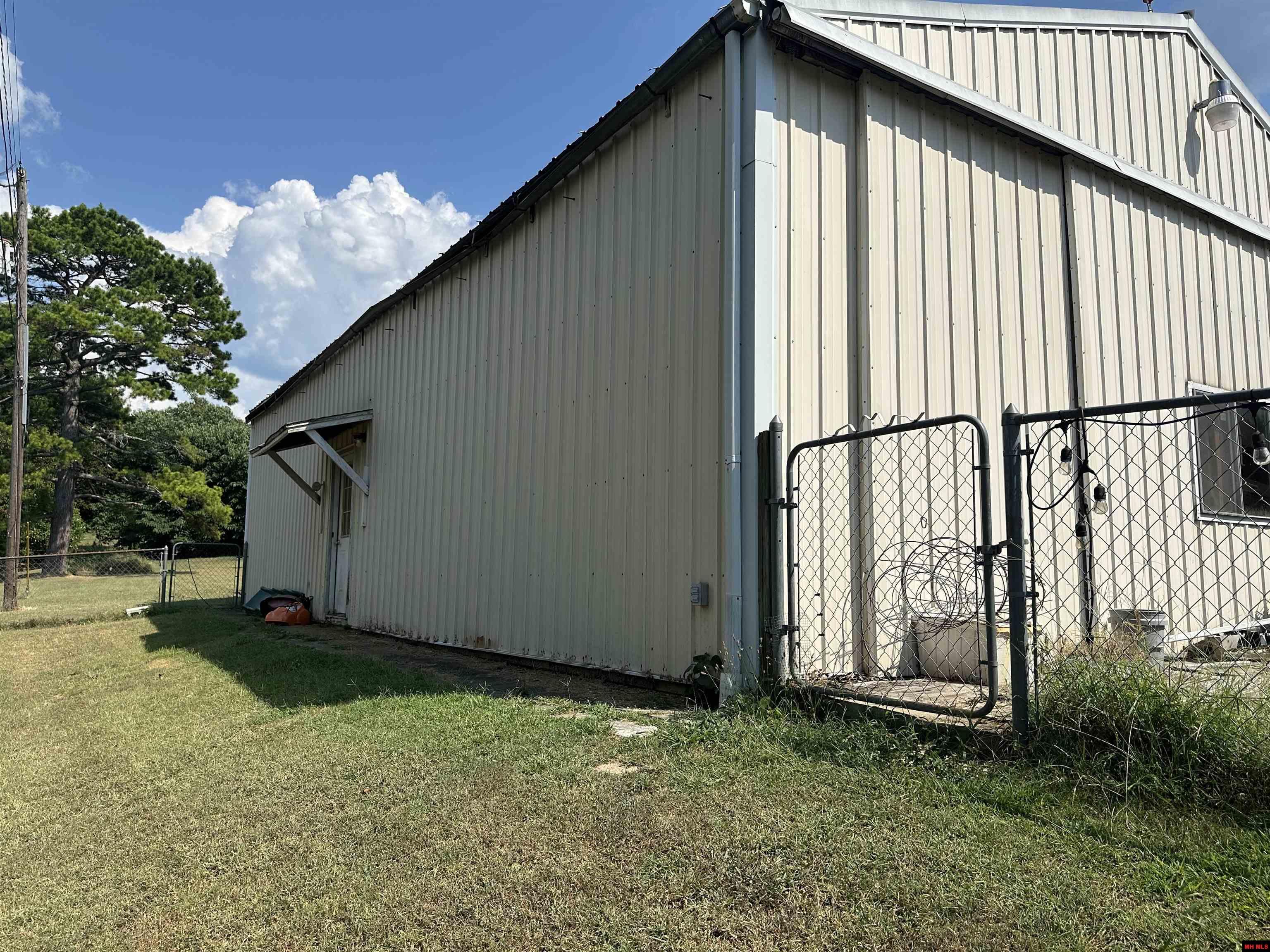 100 DEB-MAR WOODS TERRACE Mountain Home, AR 72653