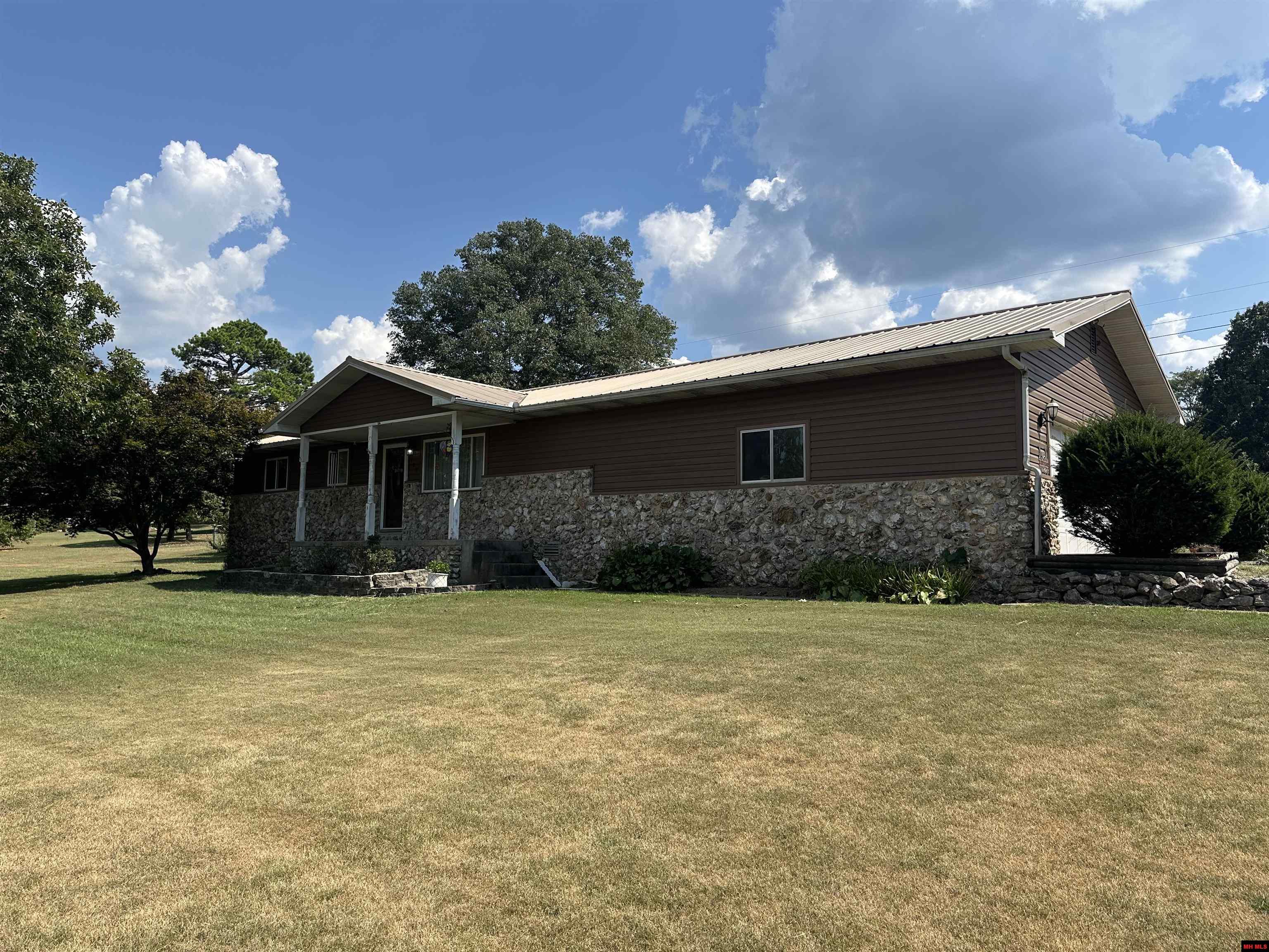 100 DEB-MAR WOODS TERRACE Mountain Home, AR 72653