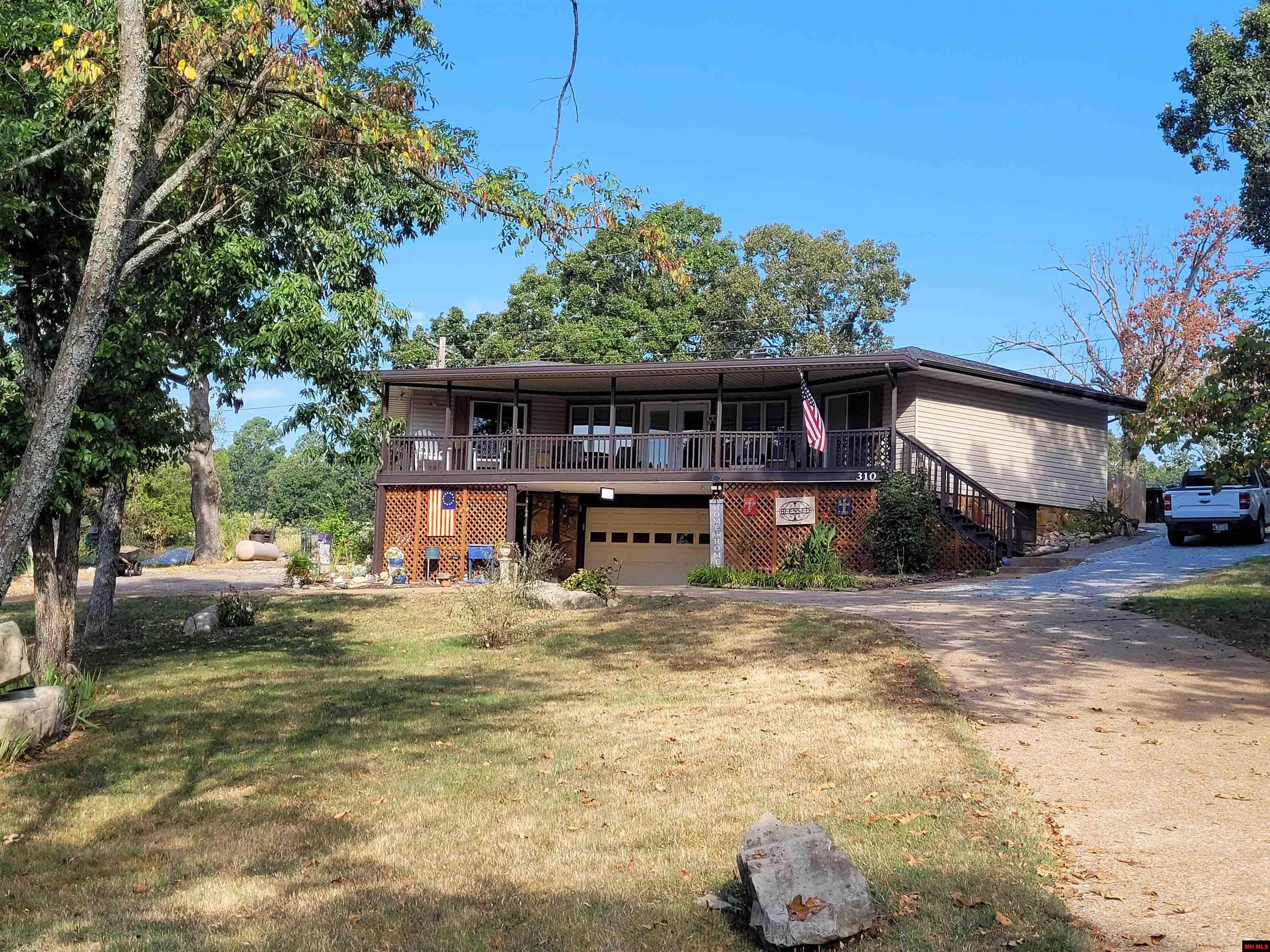 310 W GREEN VALLEY DRIVE Horseshoe Bend, AR 72512