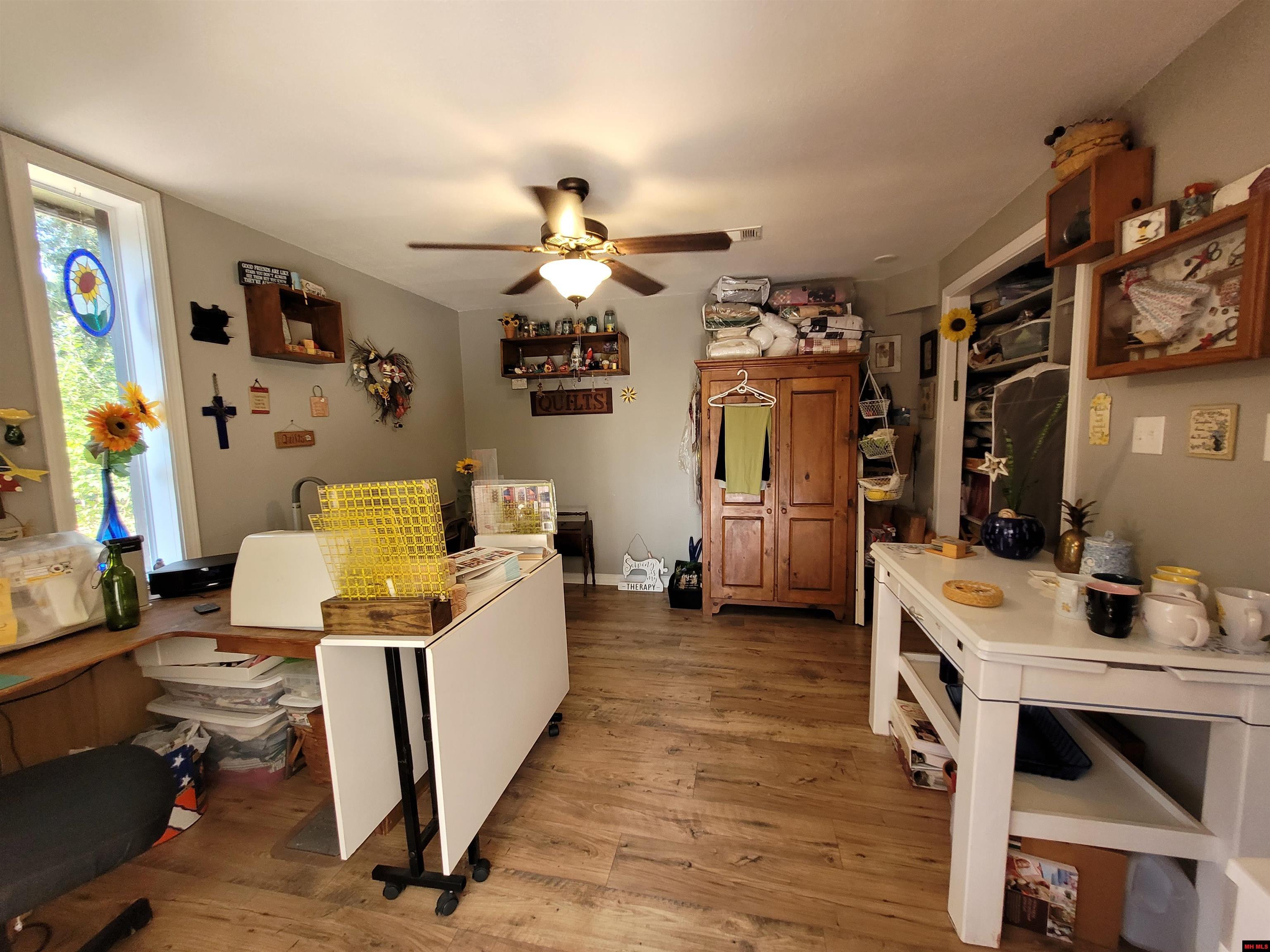 310 W GREEN VALLEY DRIVE Horseshoe Bend, AR 72512