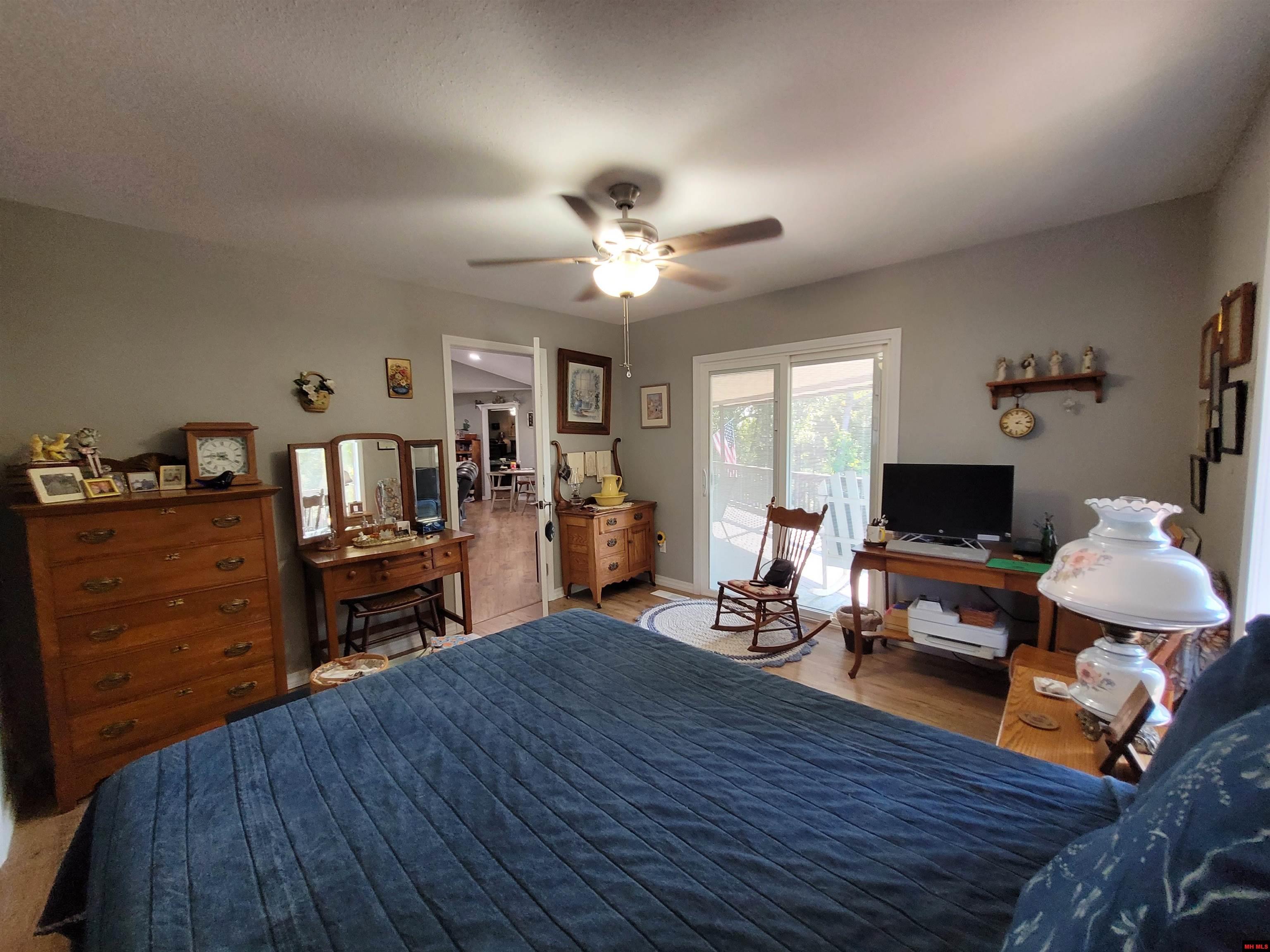 310 W GREEN VALLEY DRIVE Horseshoe Bend, AR 72512