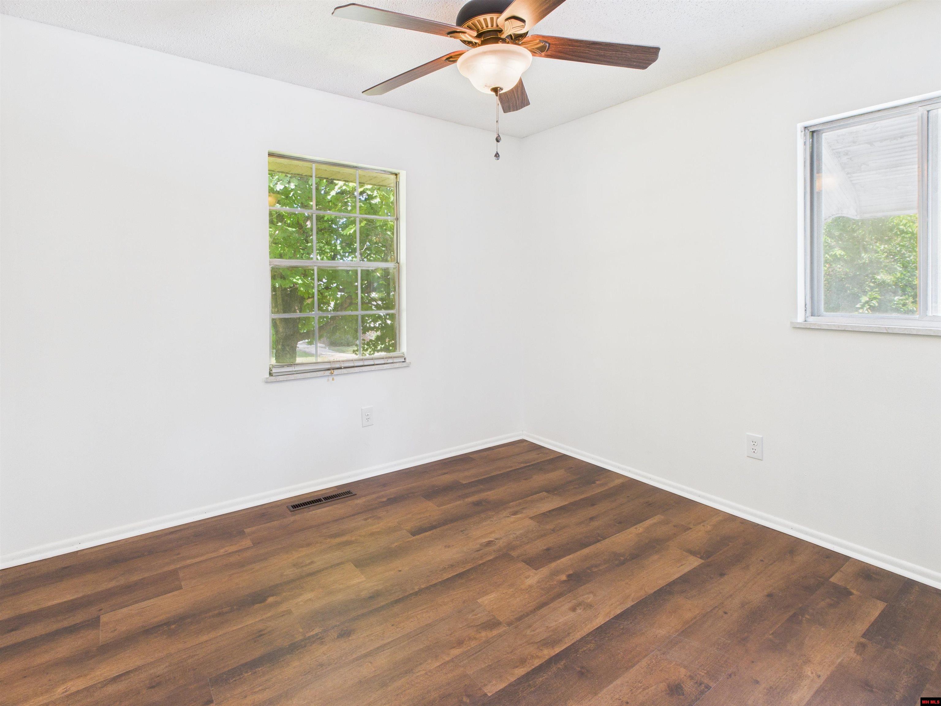 702 E 2ND STREET Mountain Home, AR 72653