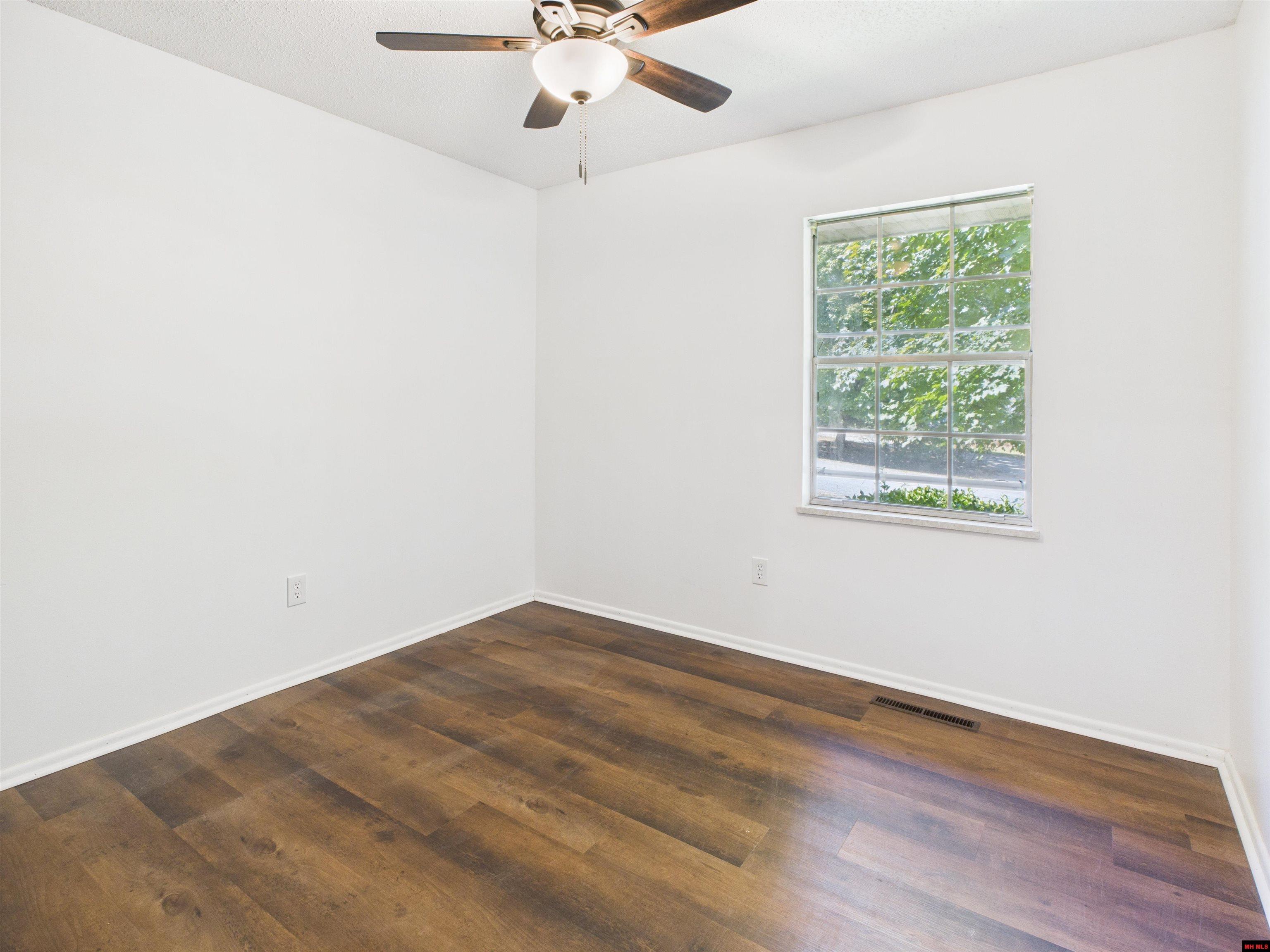 702 E 2ND STREET Mountain Home, AR 72653