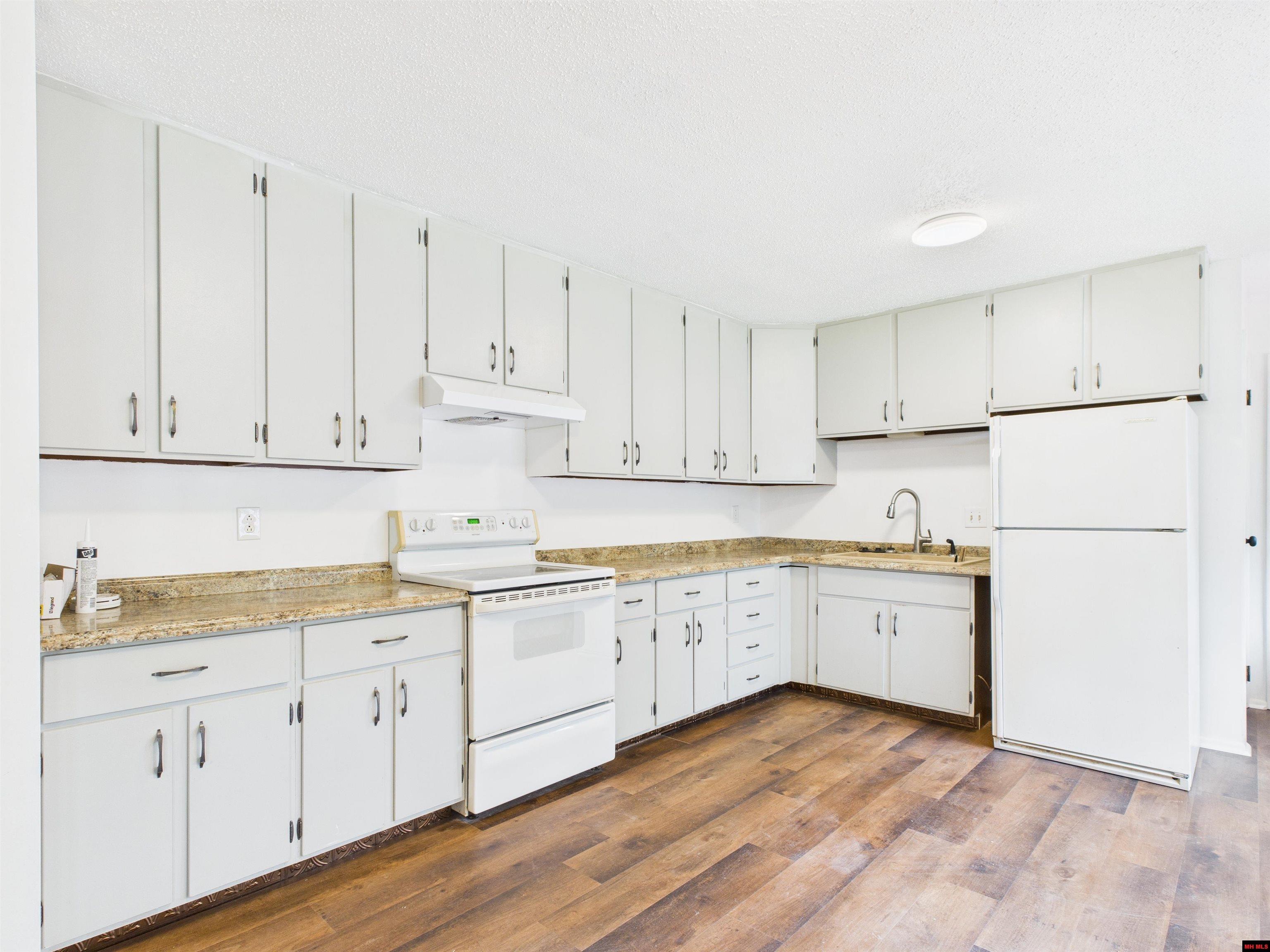 702 E 2ND STREET Mountain Home, AR 72653