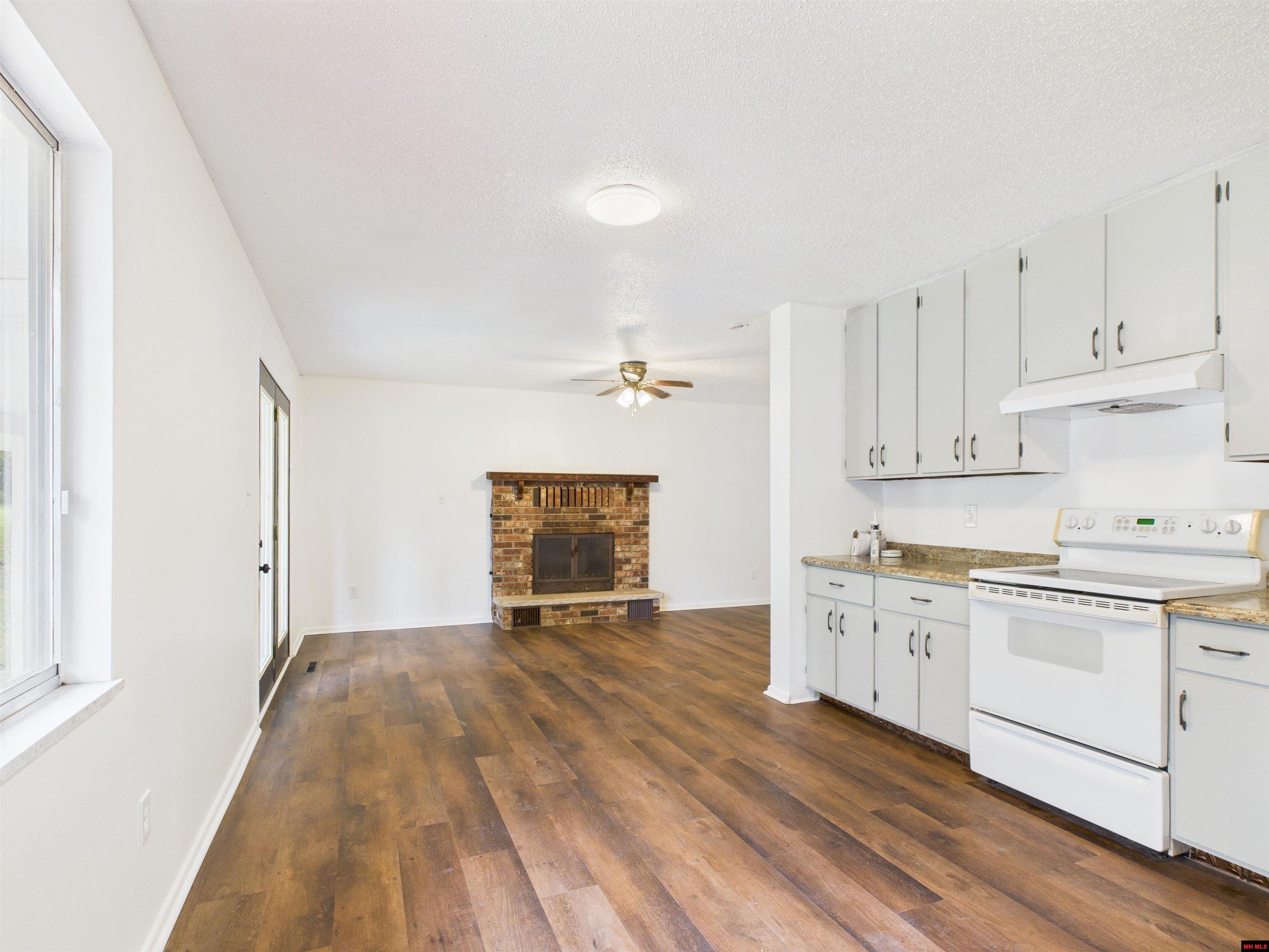 702 E 2ND STREET Mountain Home, AR 72653